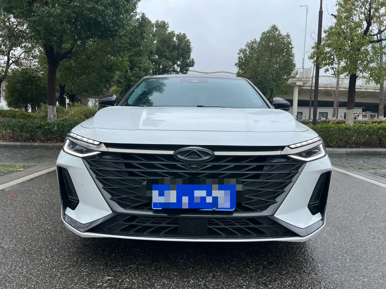 Chery Arrizo 8  из Китая