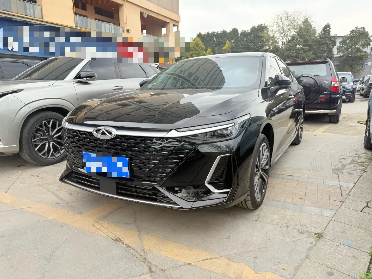 Chery Arrizo 8  из Китая