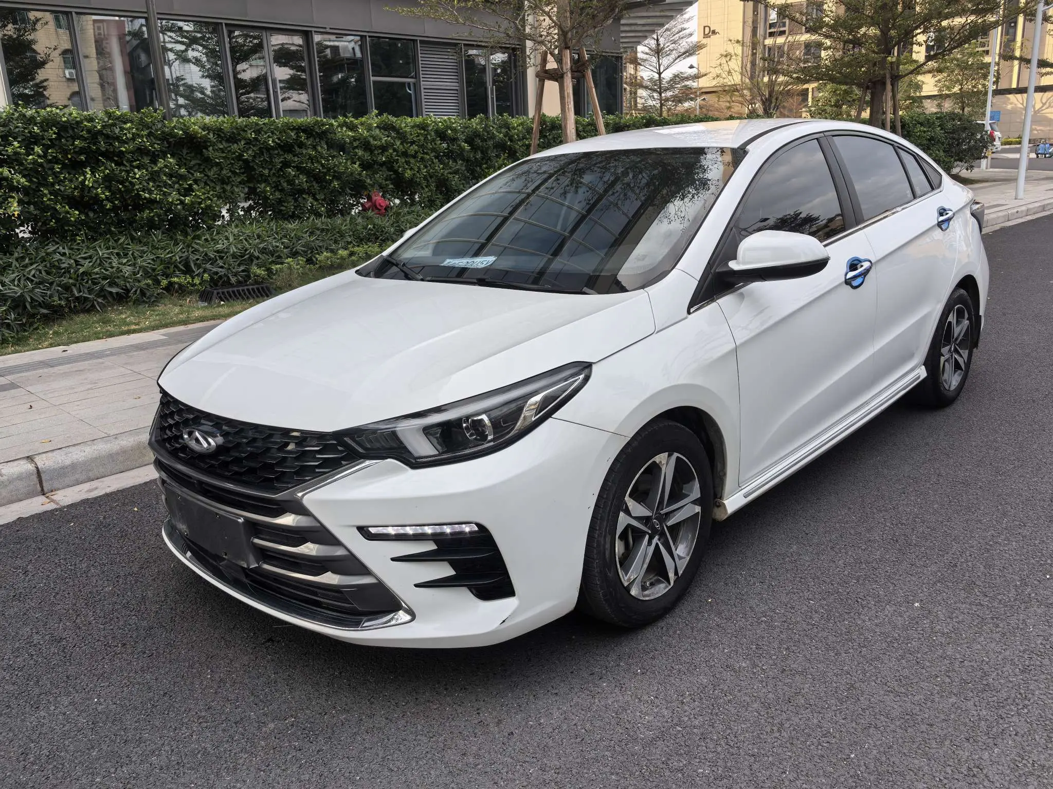 Omoda S5  из Китая