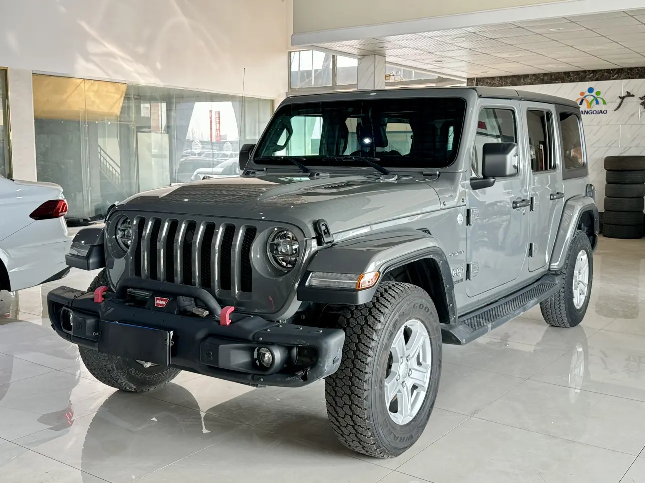 Jeep Wrangler  из Китая
