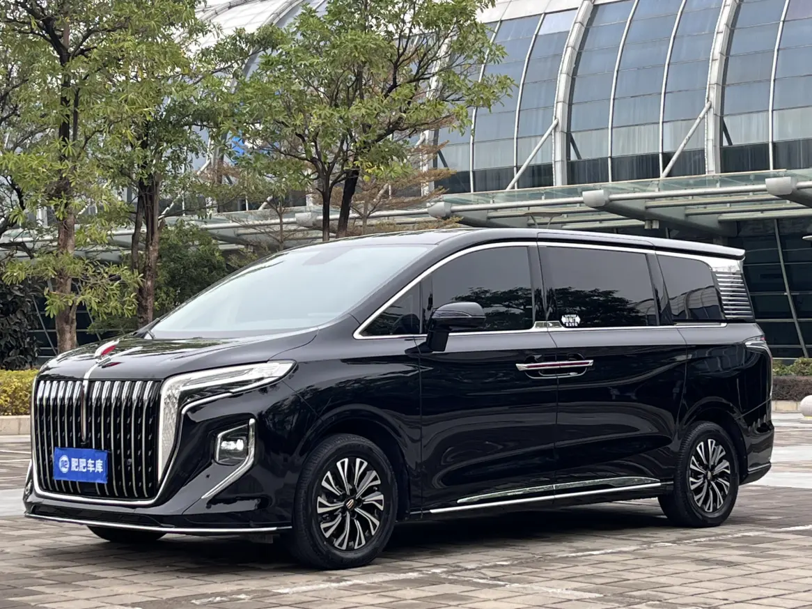 Hongqi HQ9  из Китая