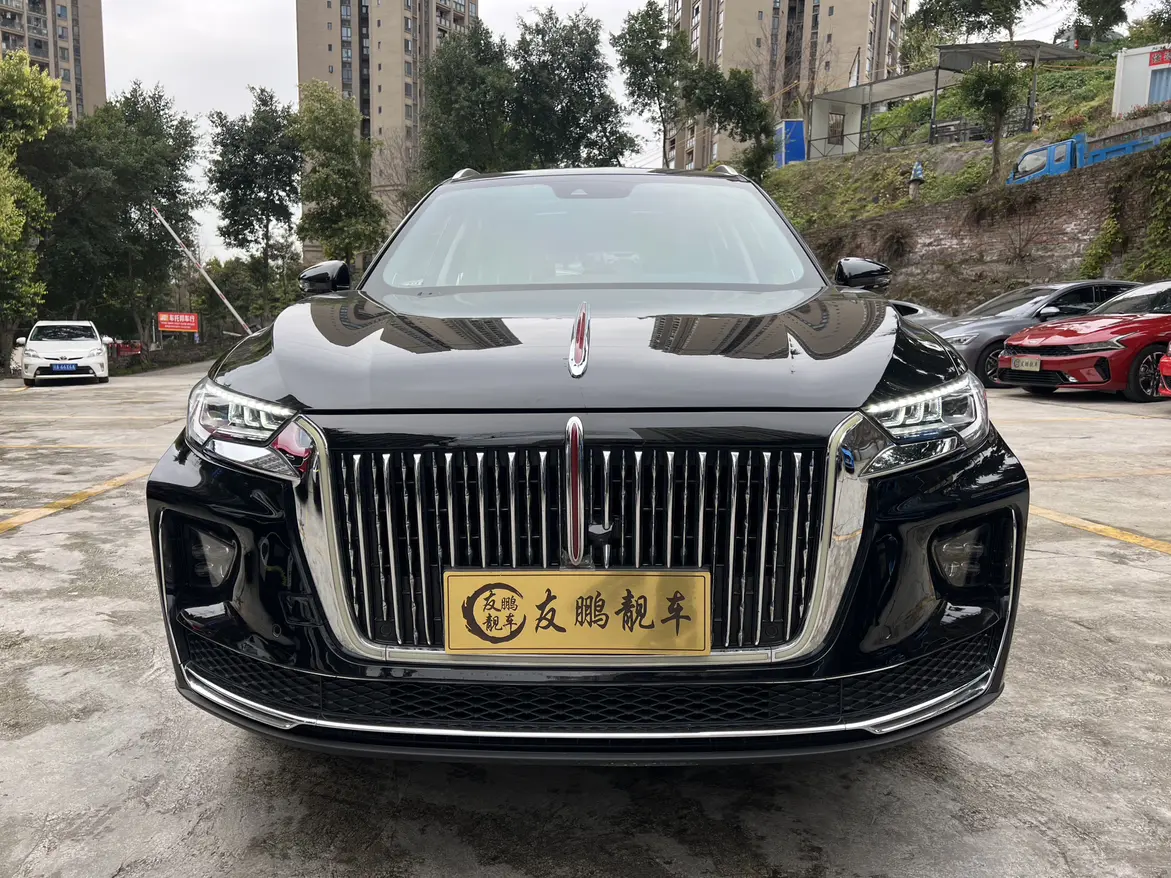 Hongqi HS5  из Китая