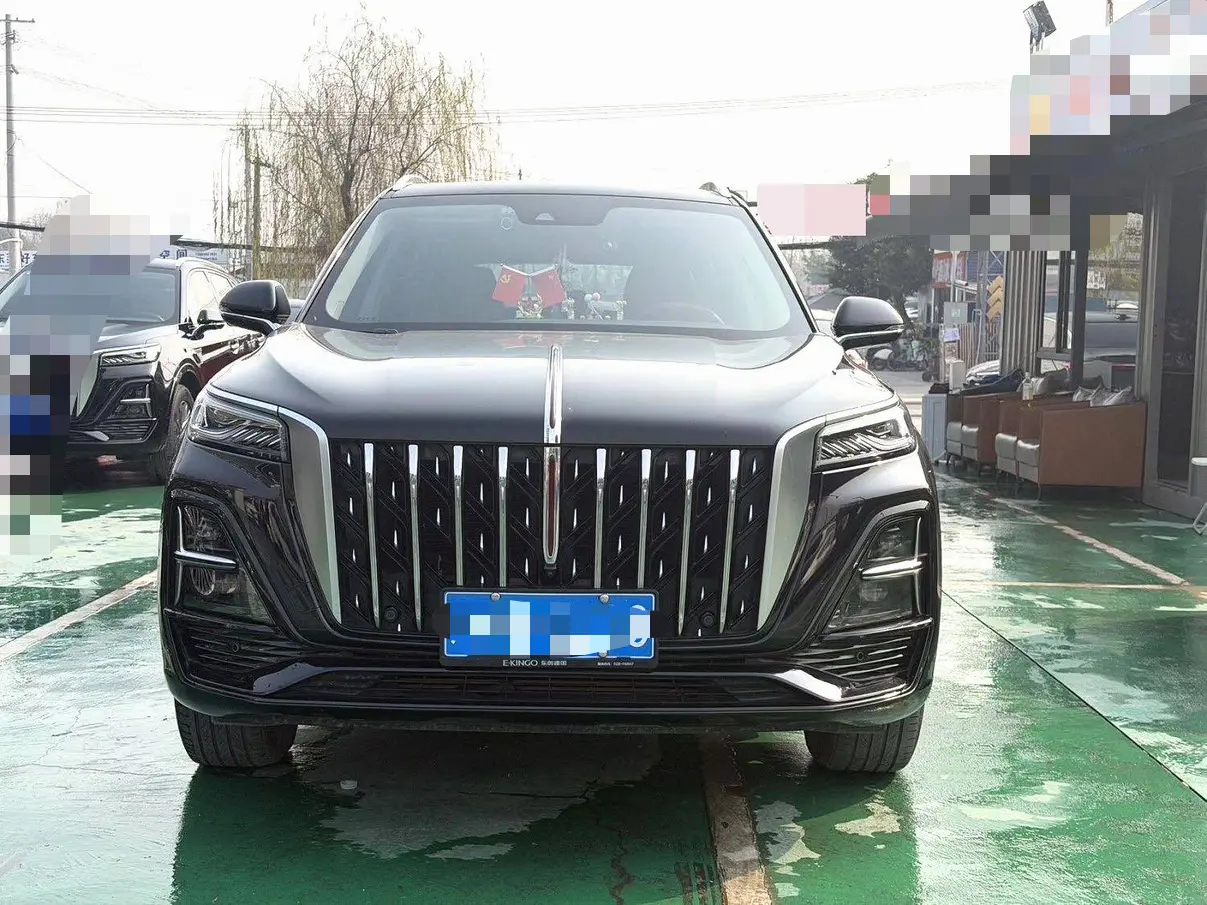 Hongqi HS5  из Китая