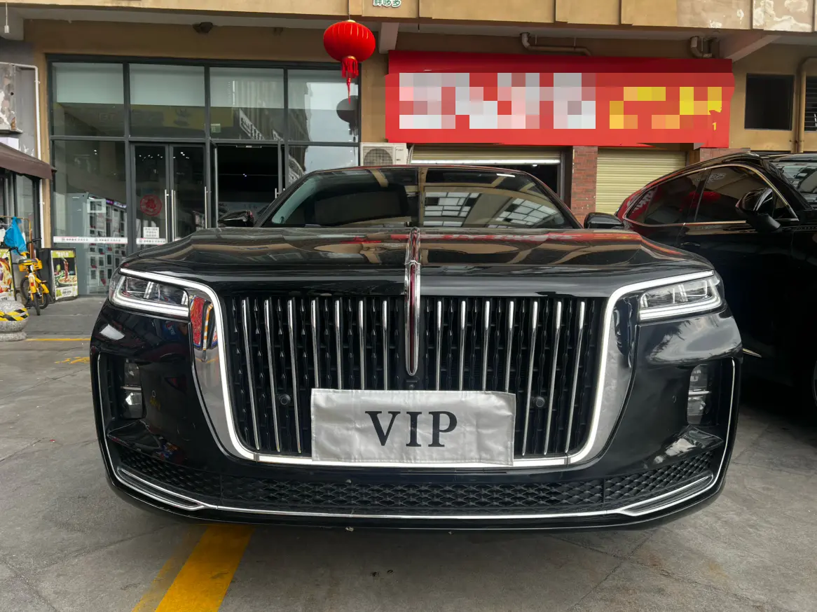 Hongqi H9  из Китая