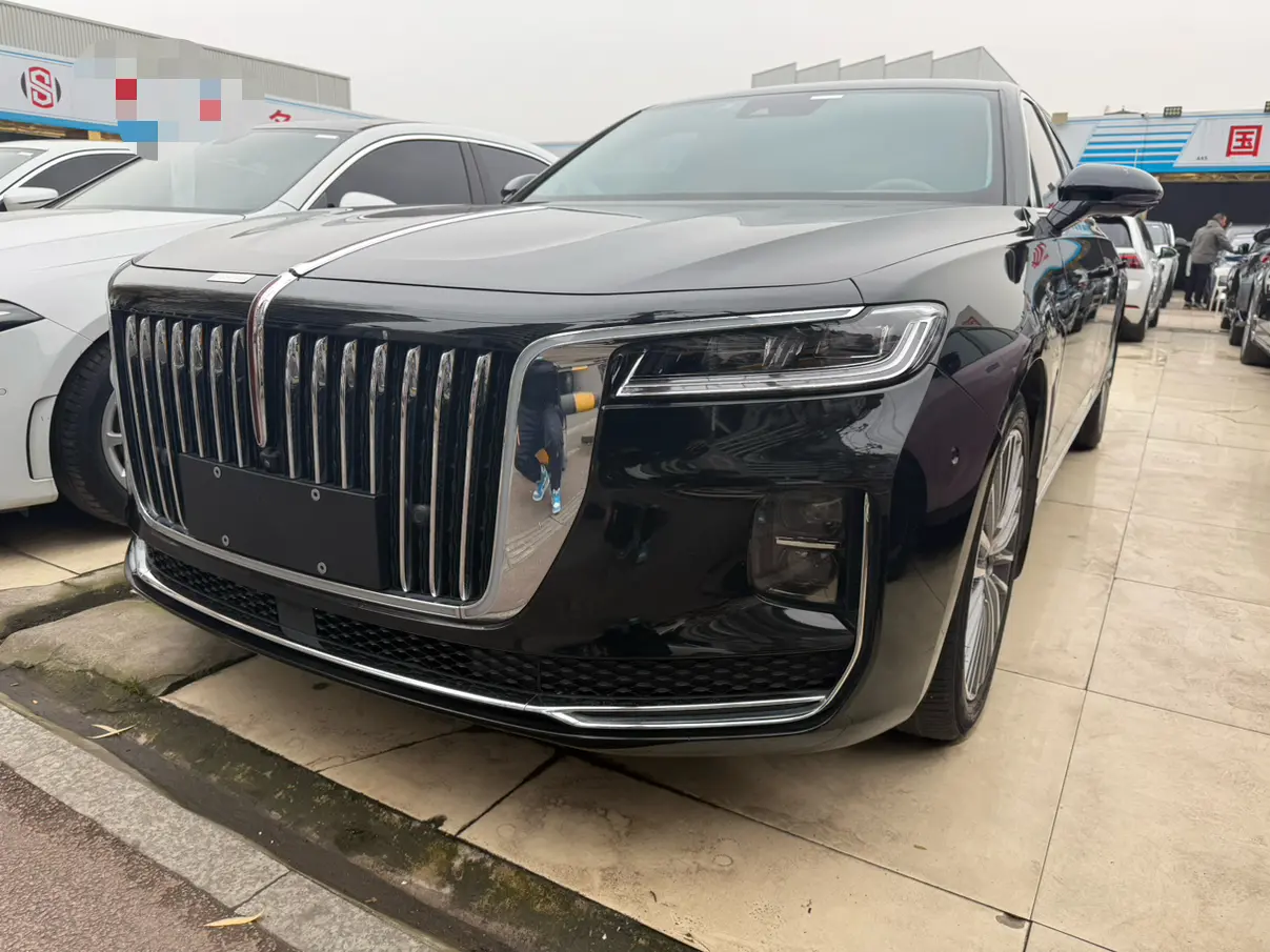 Hongqi H9  из Китая