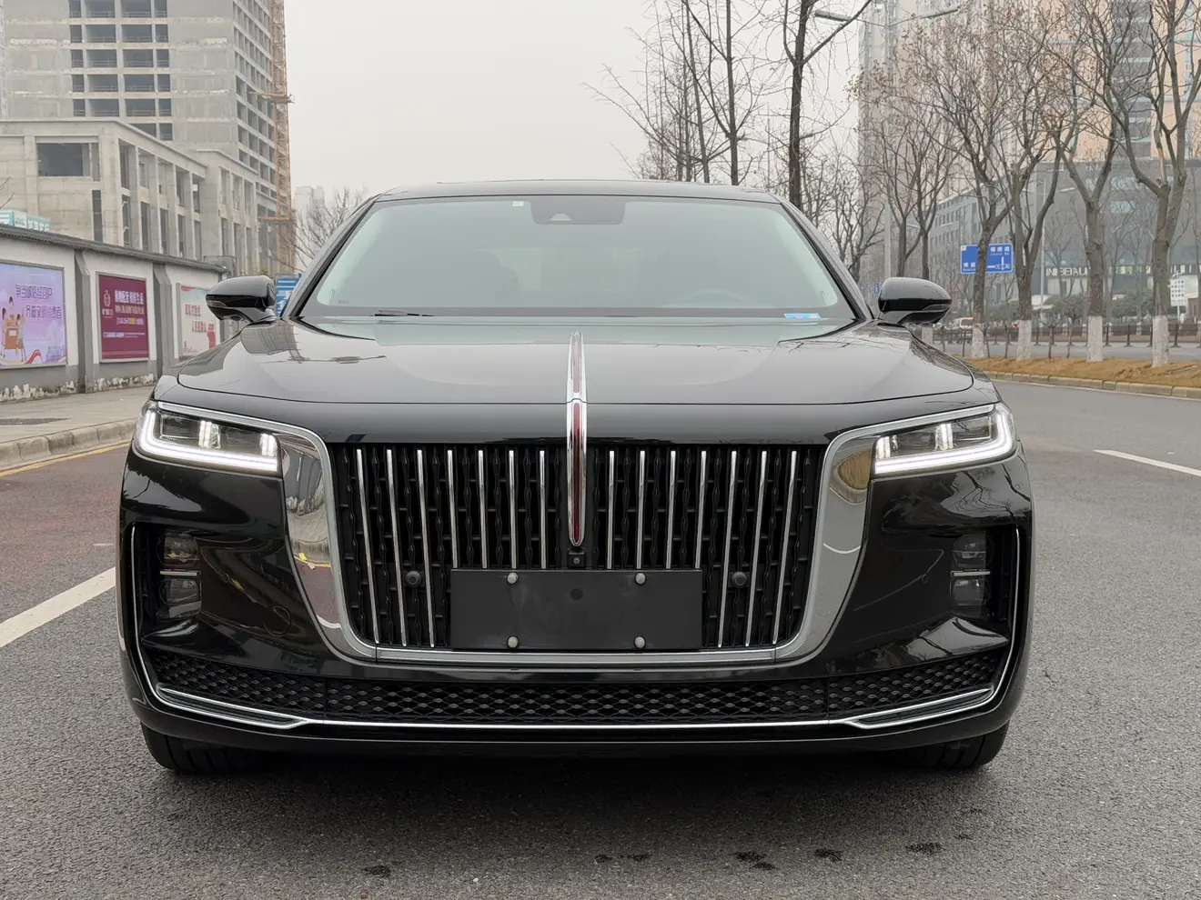 Hongqi H9  из Китая