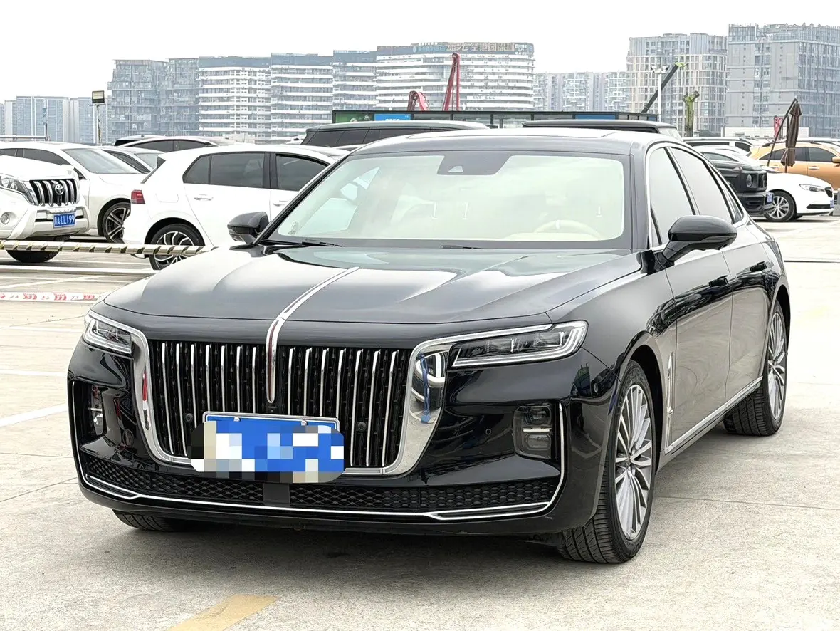 Hongqi H9  из Китая