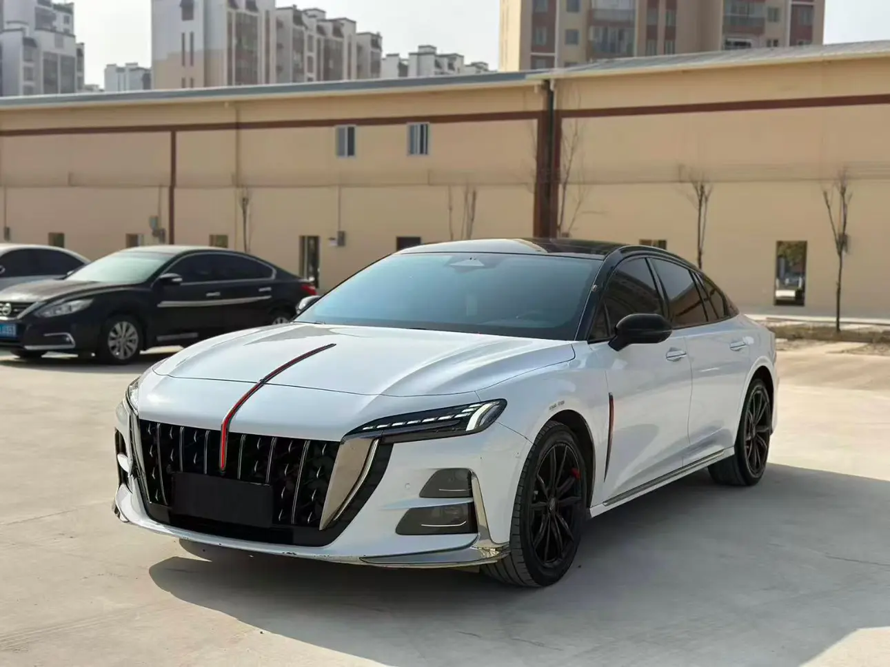 Hongqi H6  из Китая