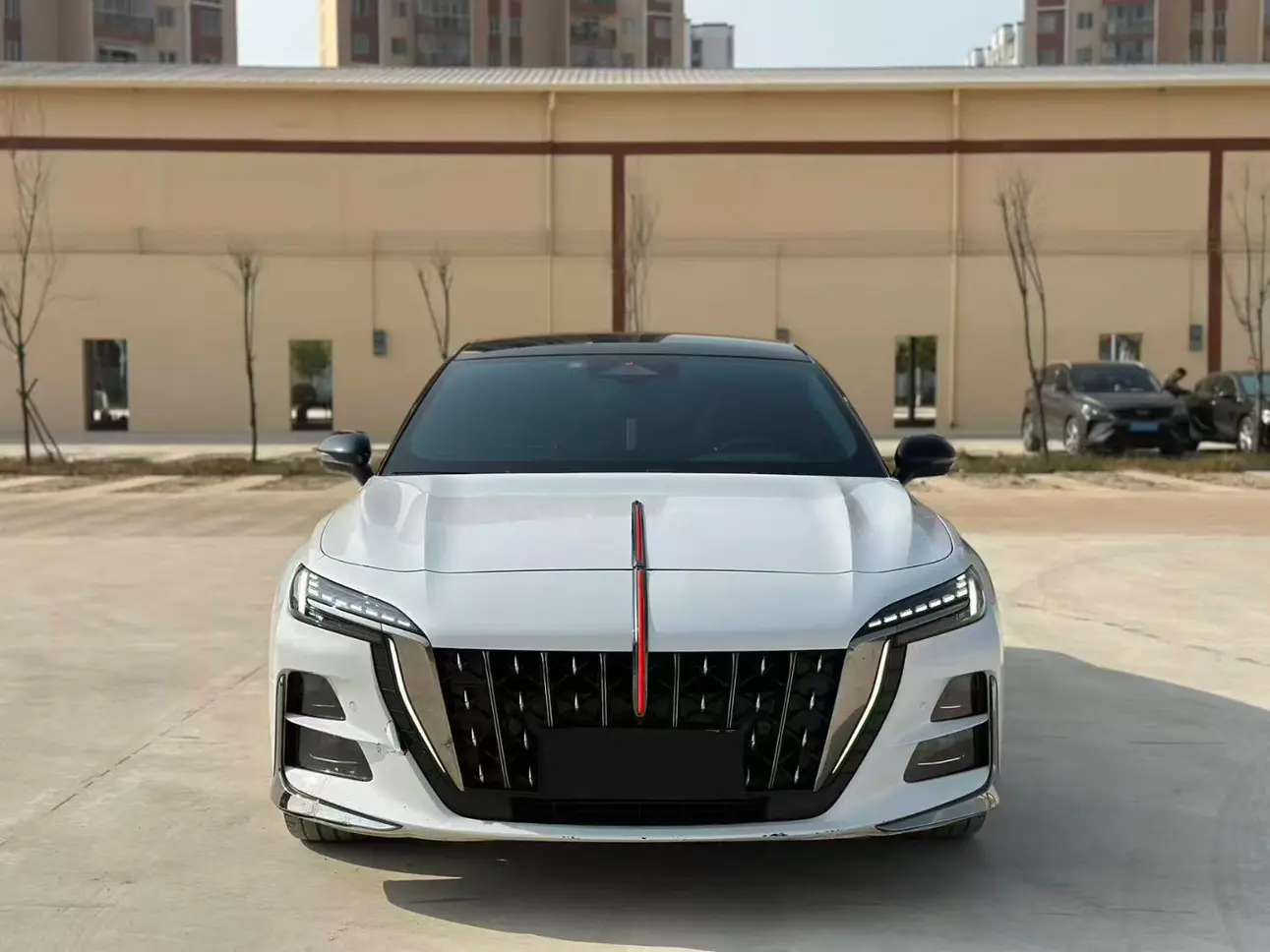 Hongqi H6  из Китая