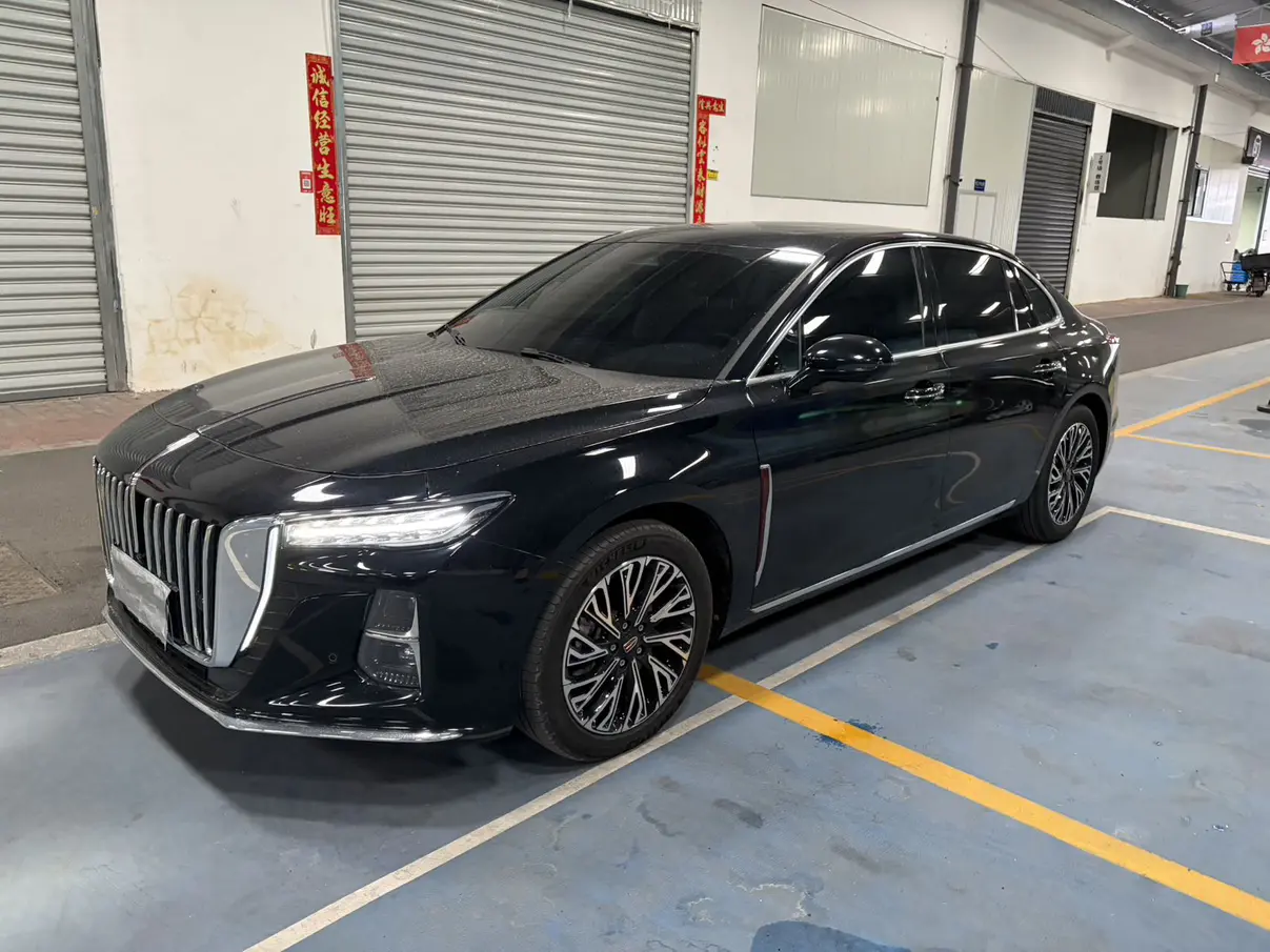 Hongqi H5  из Китая