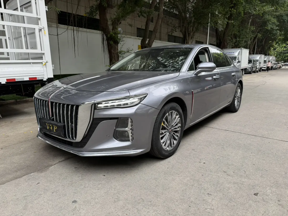 Hongqi H5  из Китая