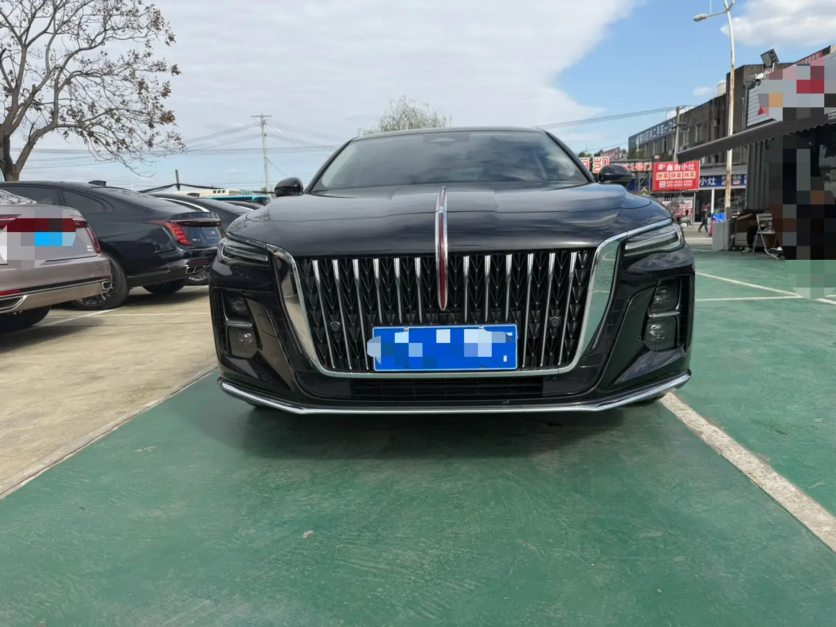 Hongqi H5  из Китая