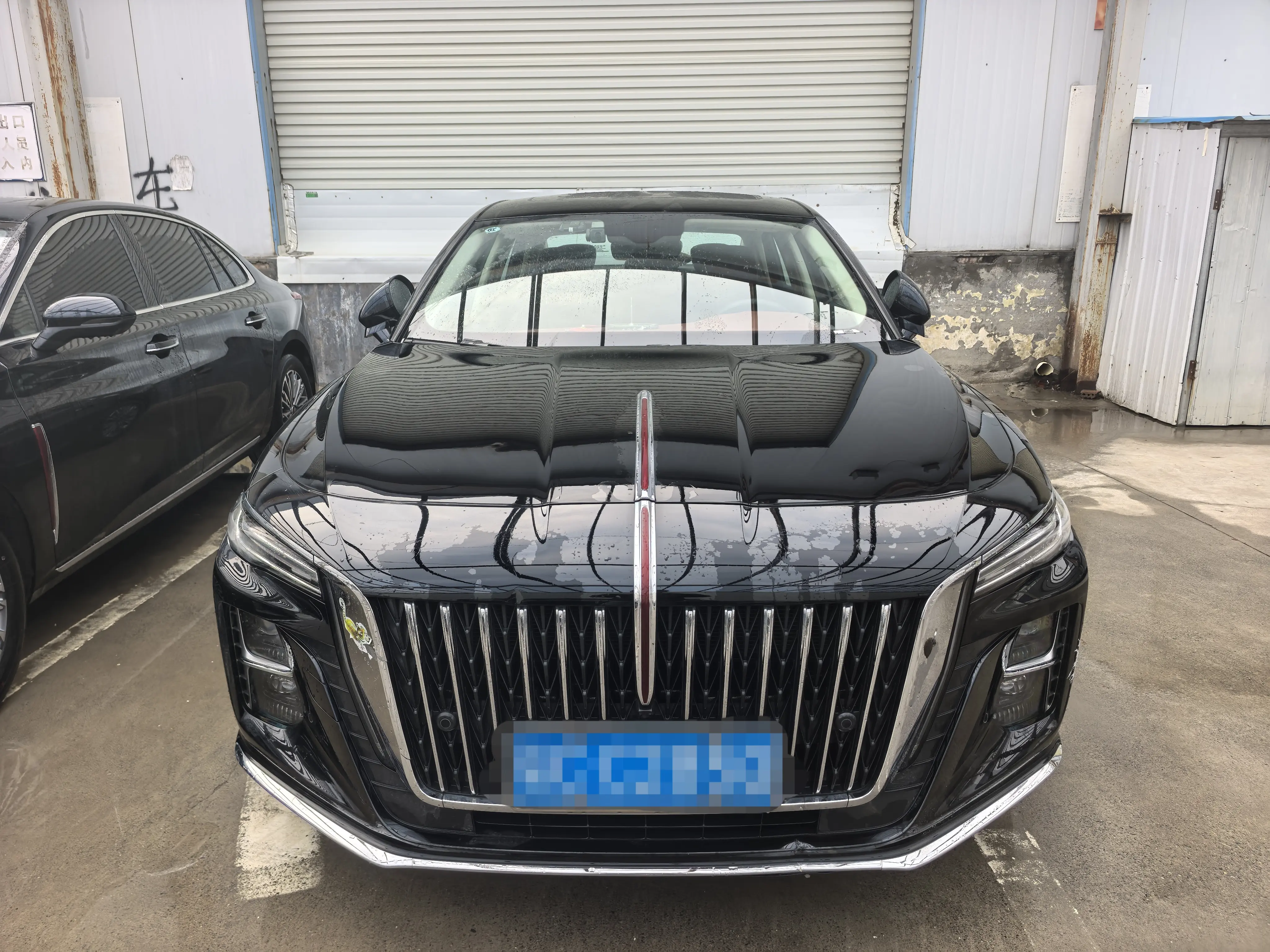 Hongqi H5  из Китая