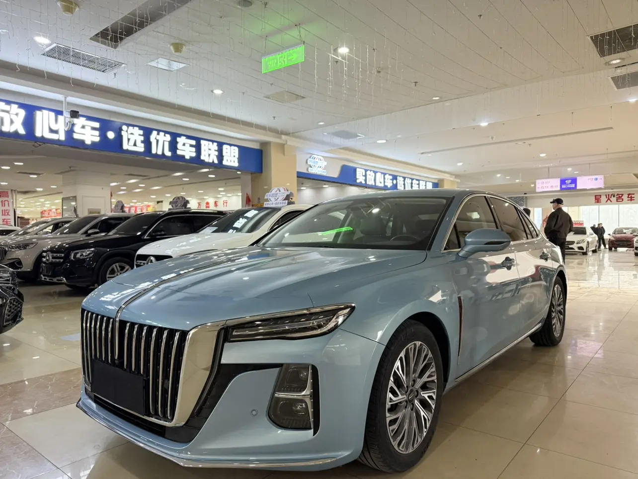 Hongqi H5  из Китая