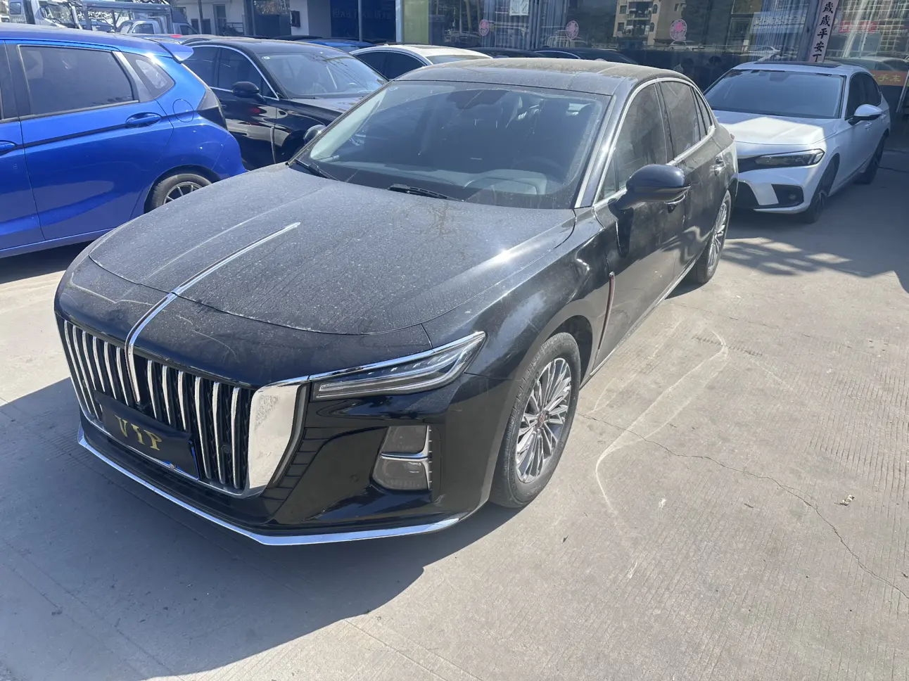 Hongqi H5  из Китая