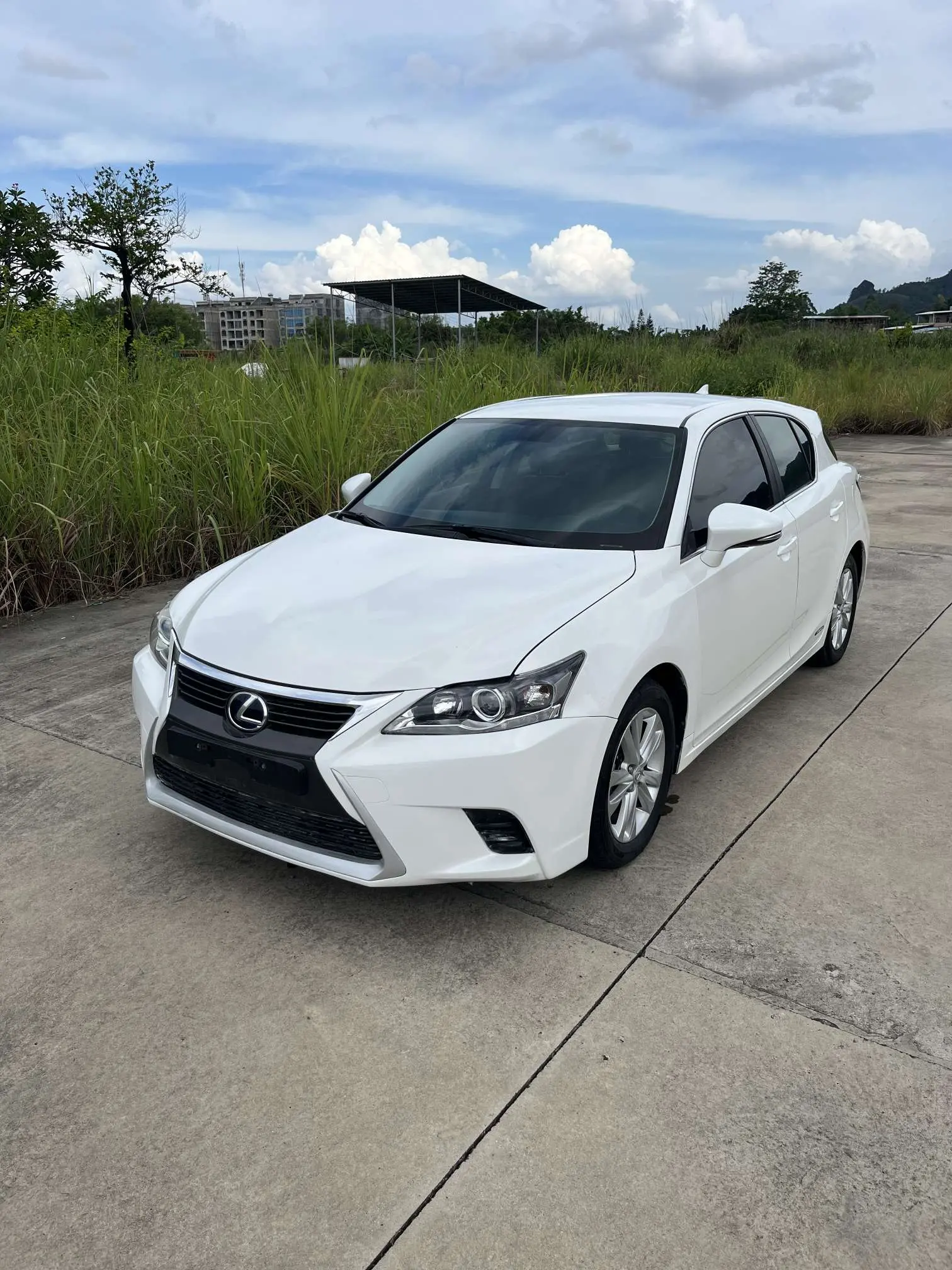Lexus CT  из Китая