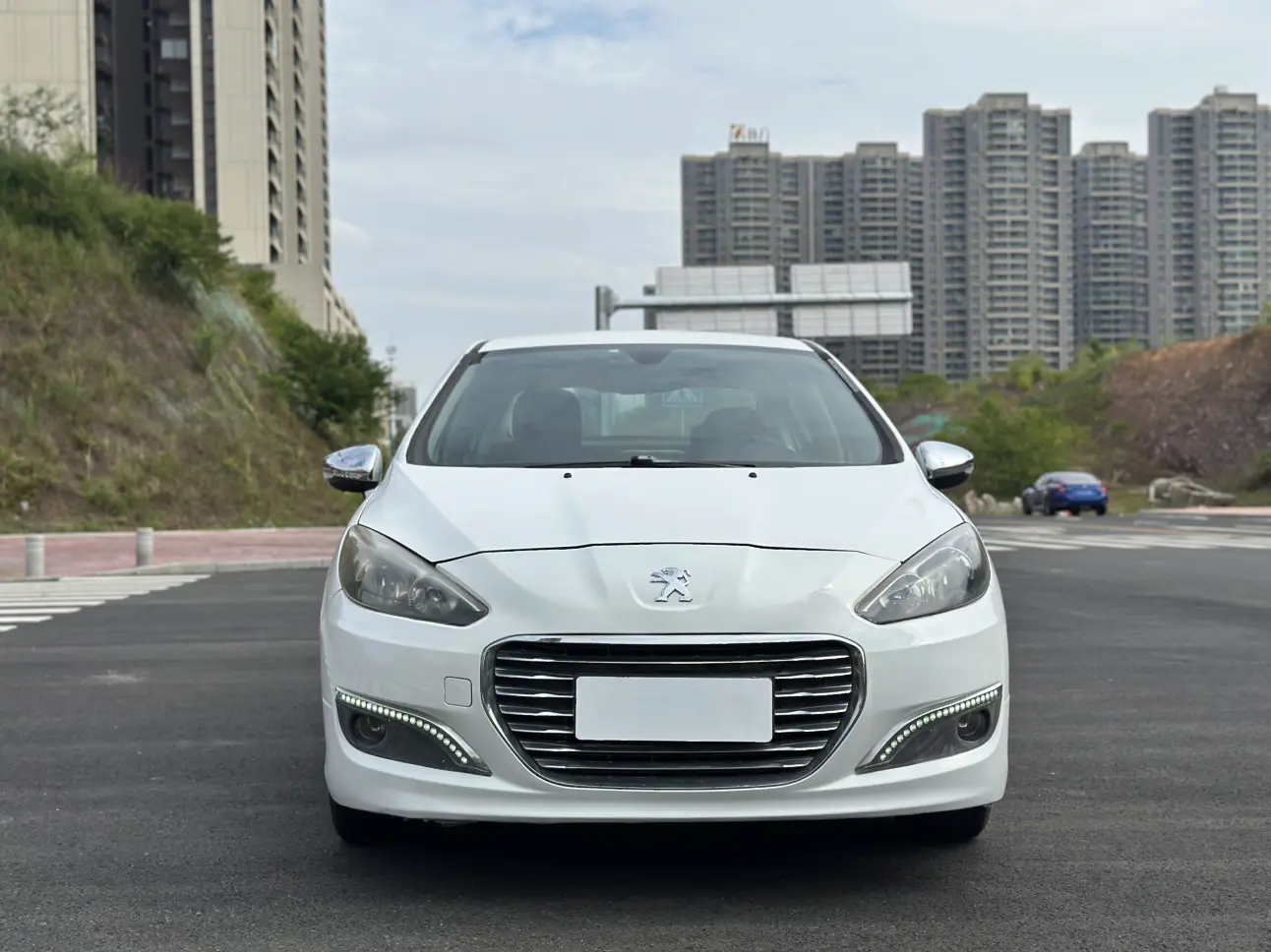 Peugeot 308  из Китая