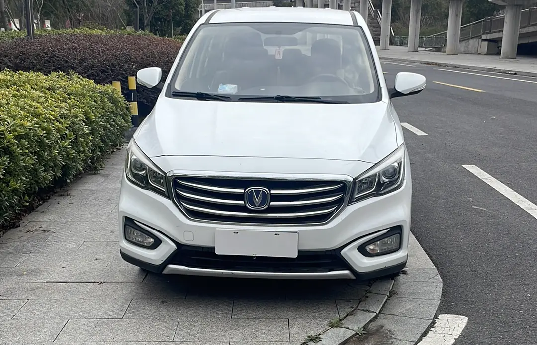 Changan Ling Xuan  из Китая