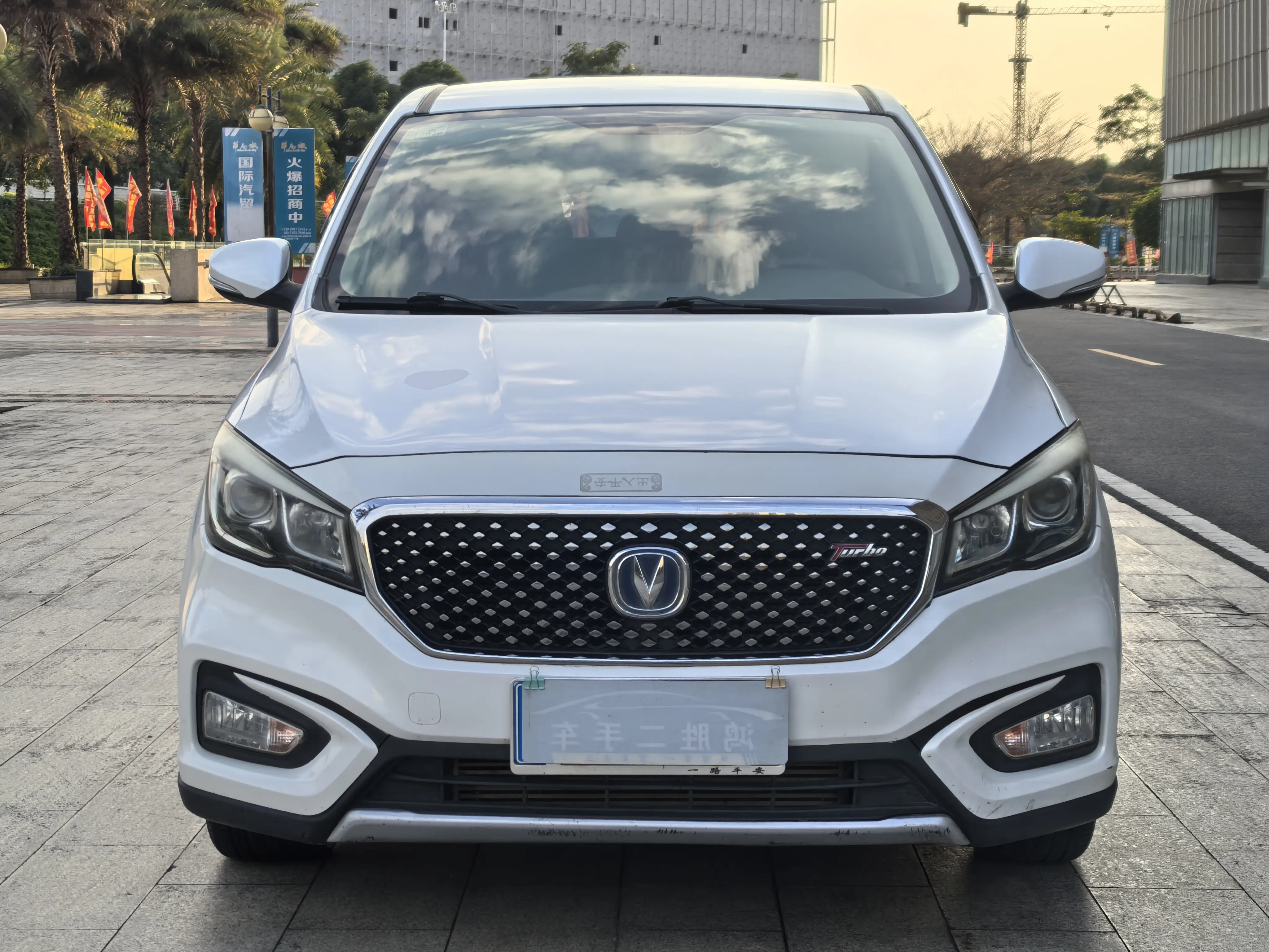 Changan Ling Xuan  из Китая