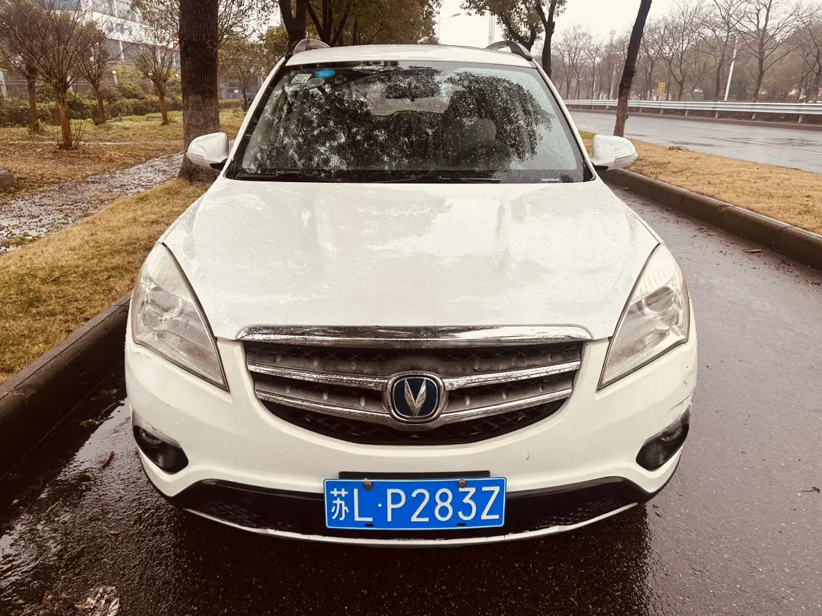 Changan CS35  из Китая