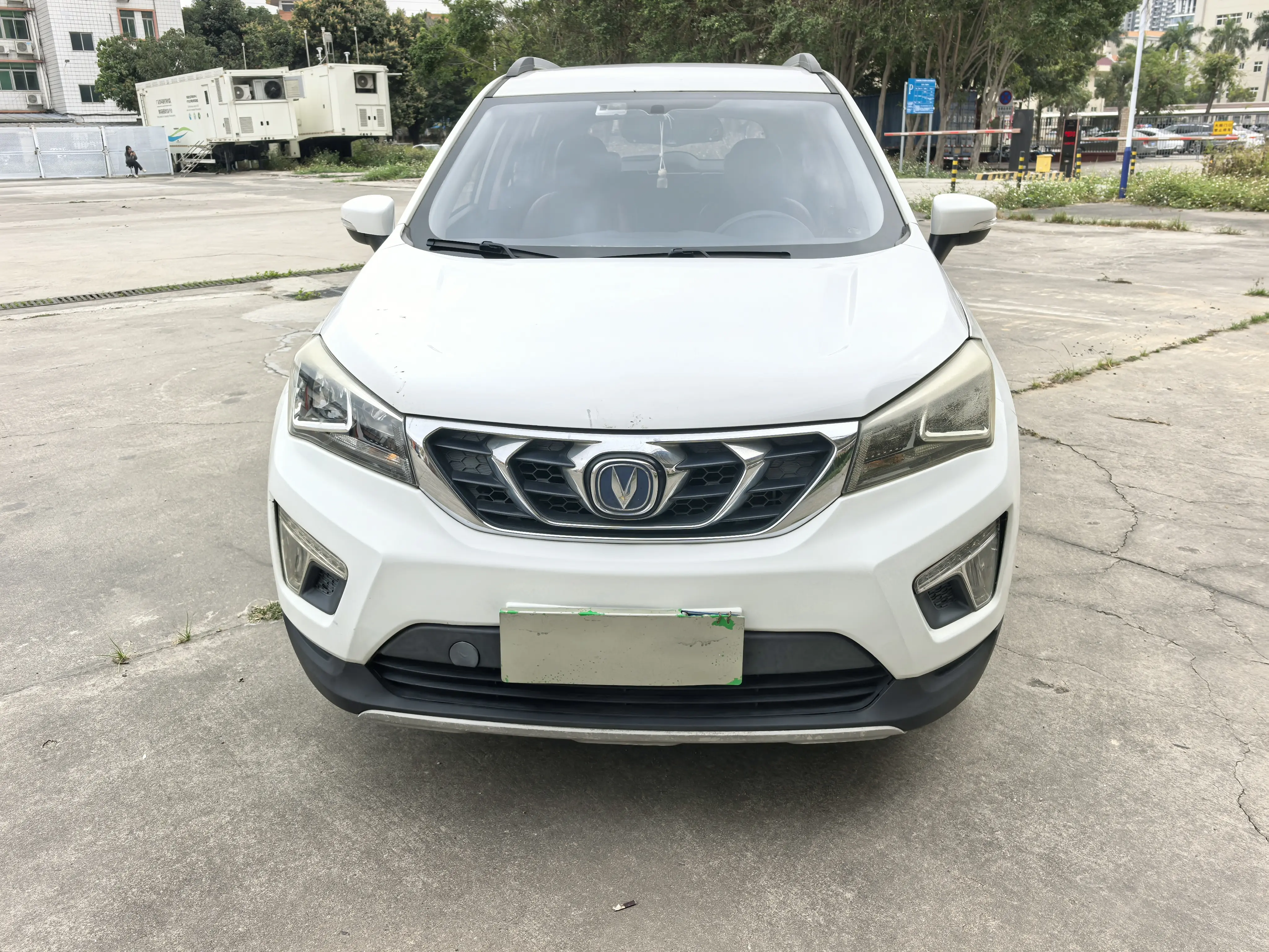 Changan CS15  из Китая