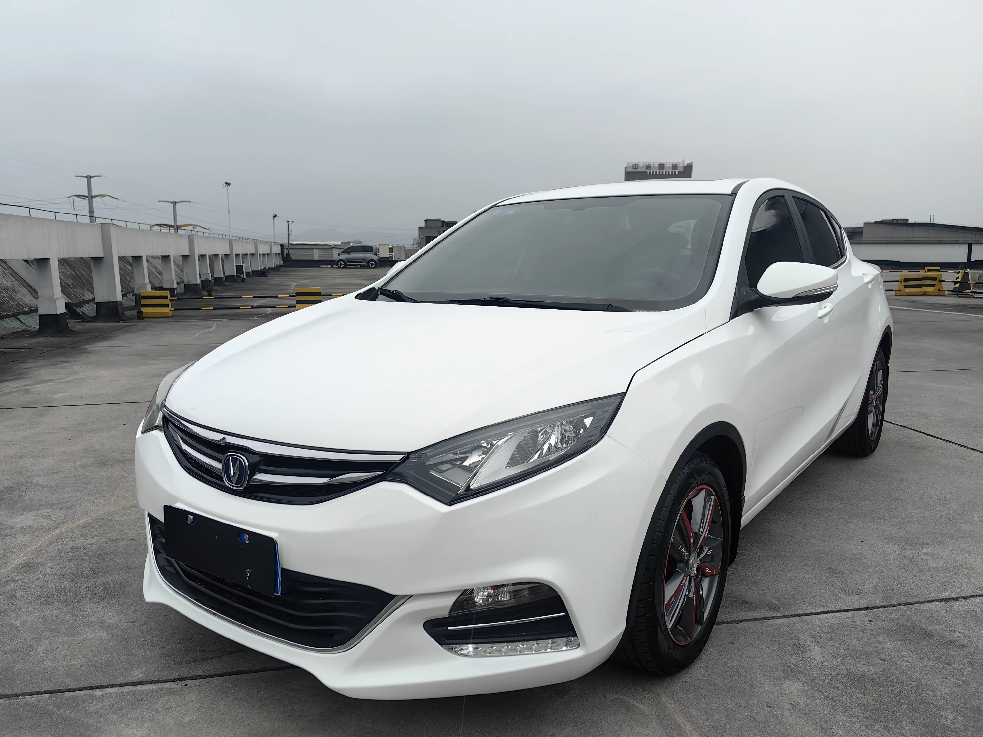 Changan Eado XT  из Китая