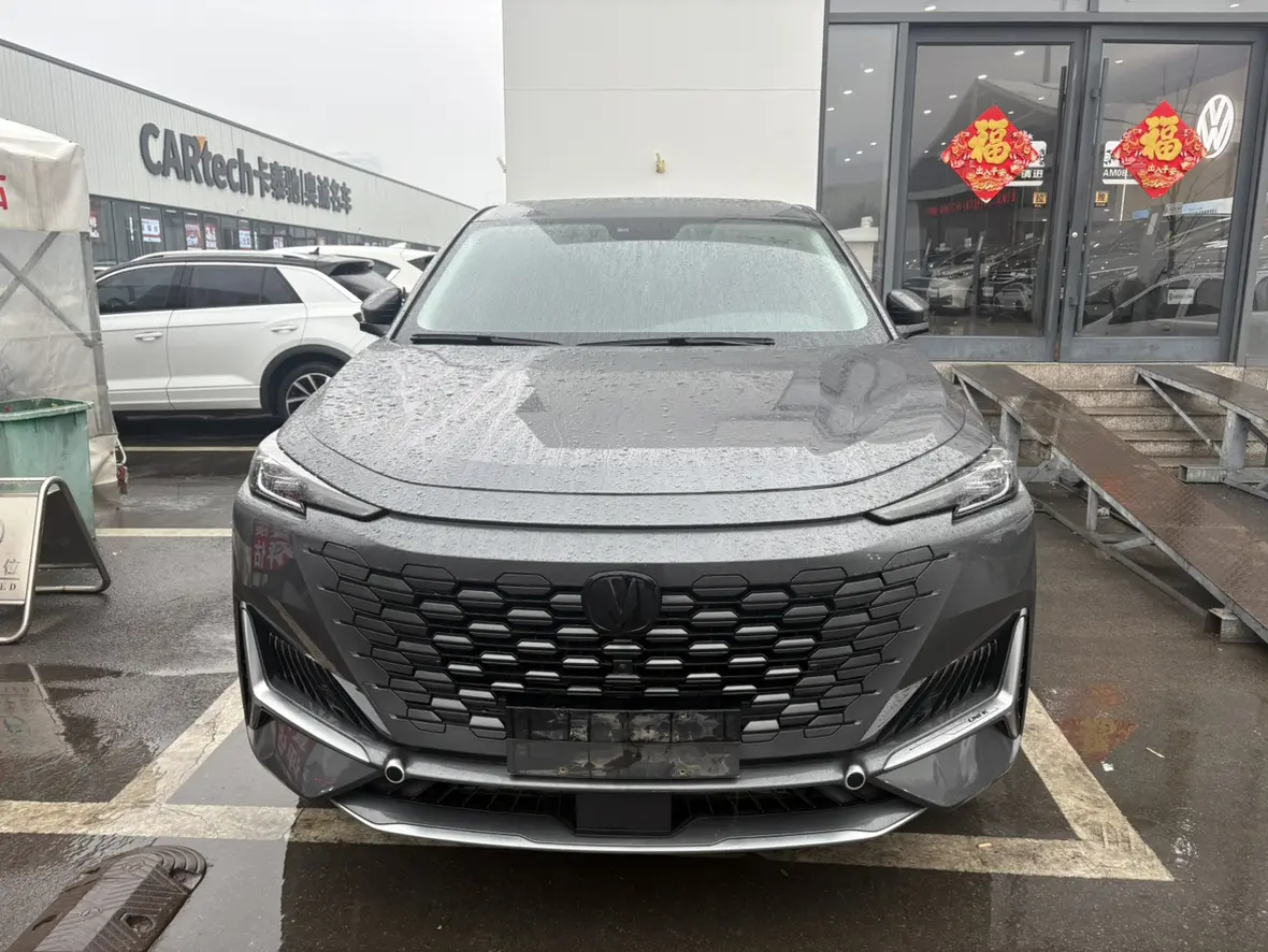 Changan UNI-K  из Китая