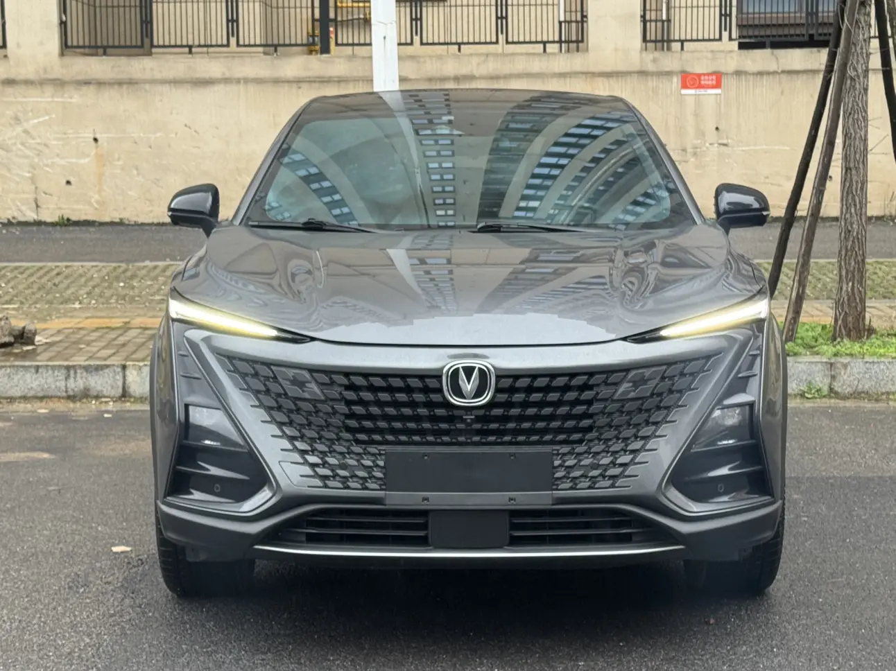 Changan UNI-T  из Китая