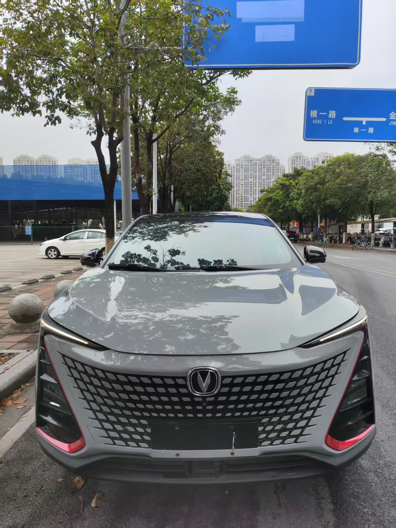 Changan UNI-T  из Китая