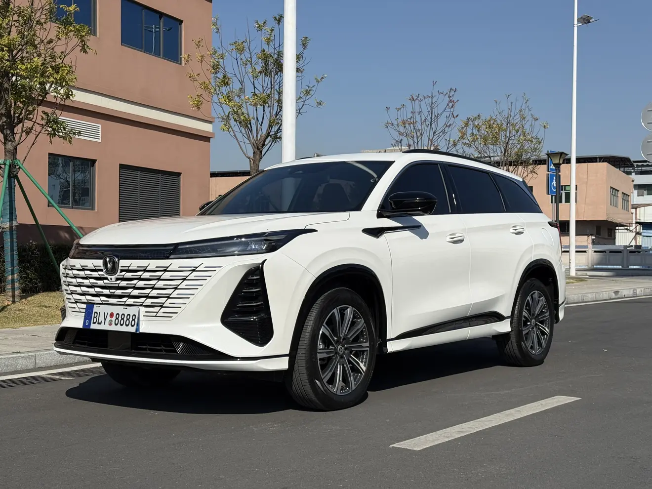 Changan CS75 PLUS  из Китая