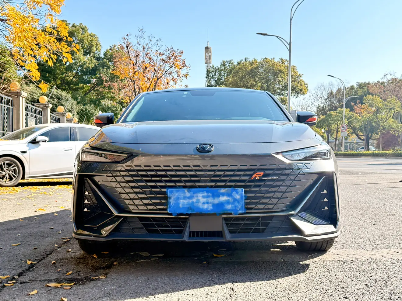 Changan UNI-V  из Китая