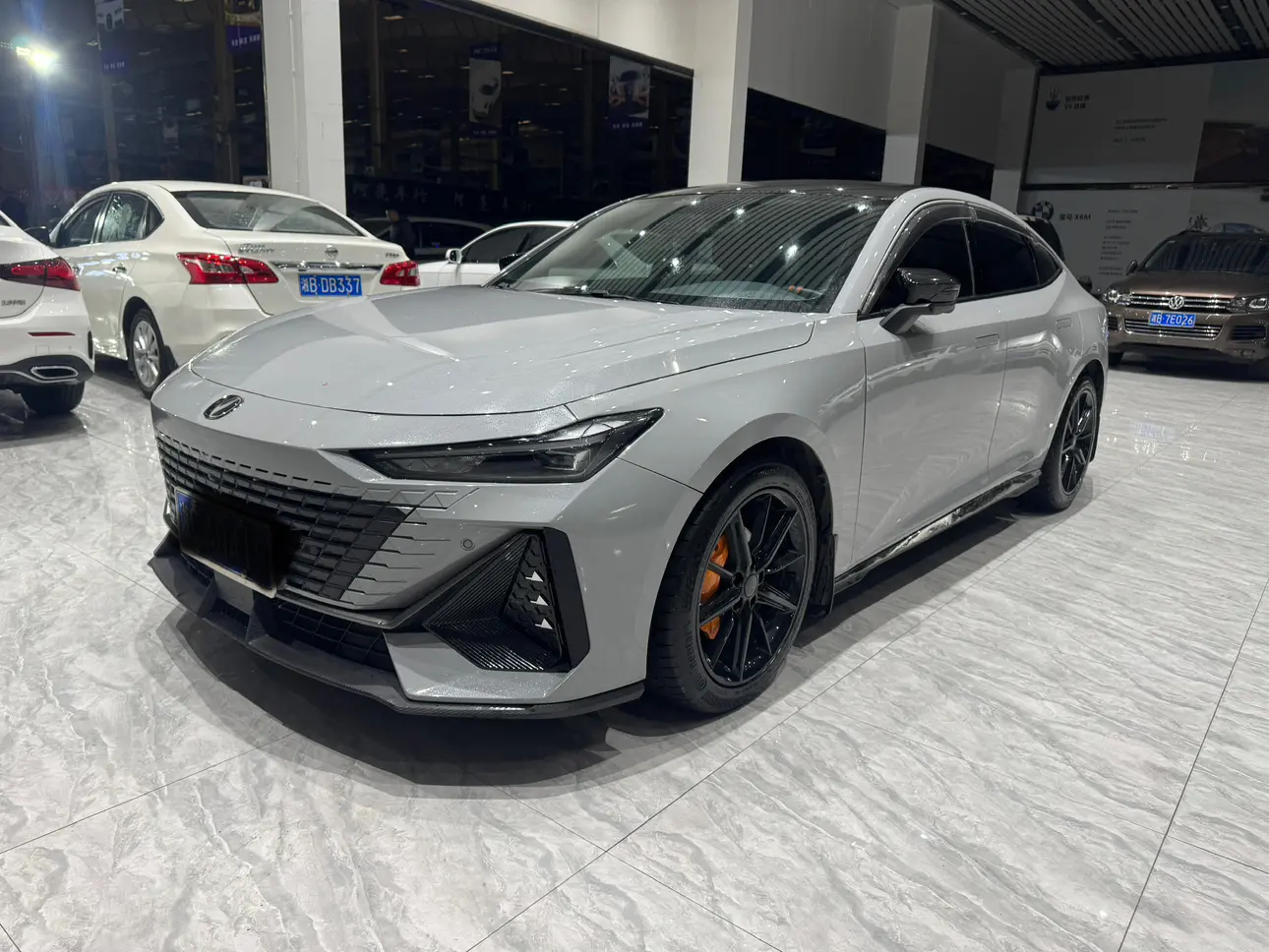 Changan UNI-V  из Китая