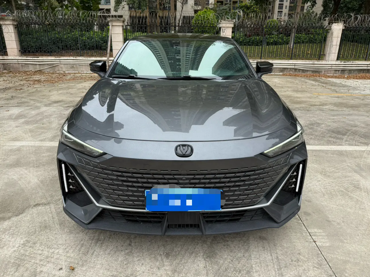 Changan UNI-V  из Китая