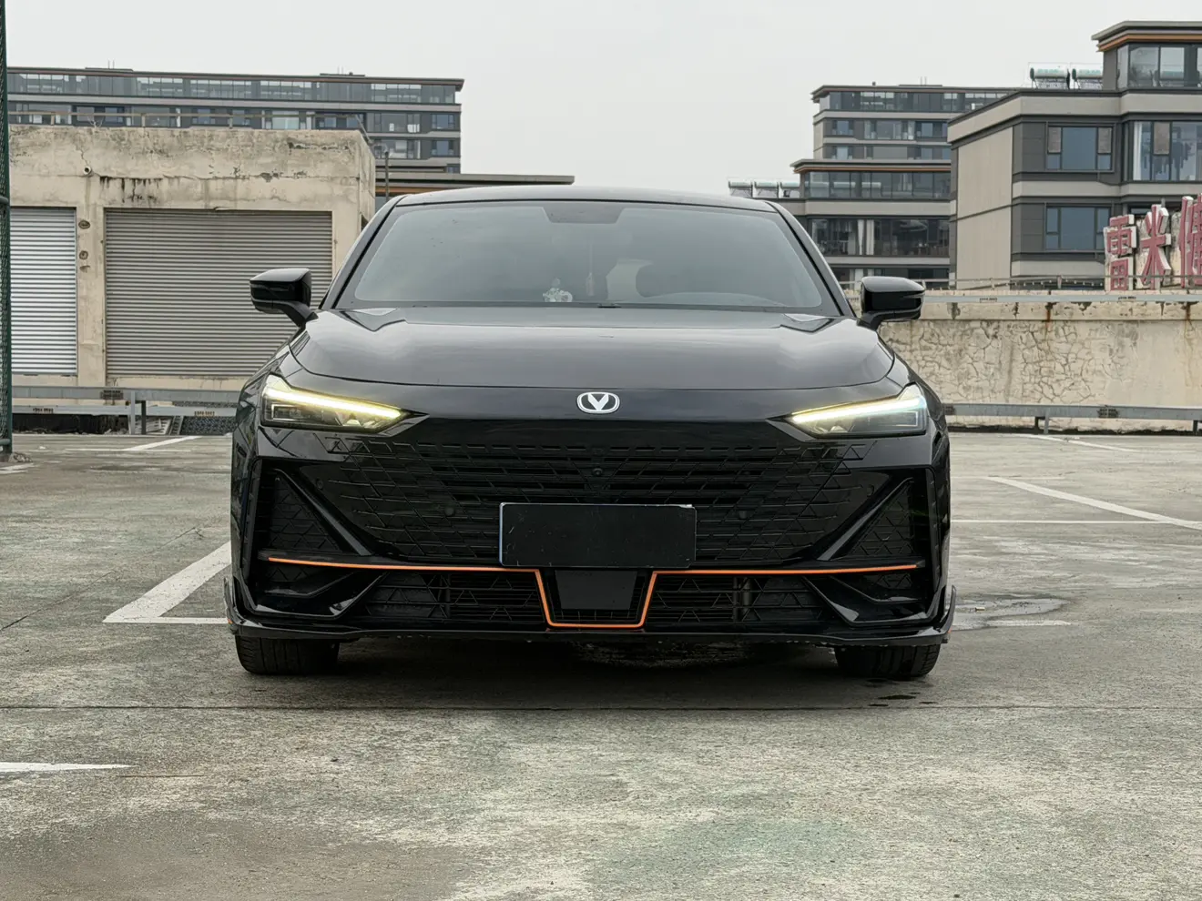 Changan UNI-V  из Китая