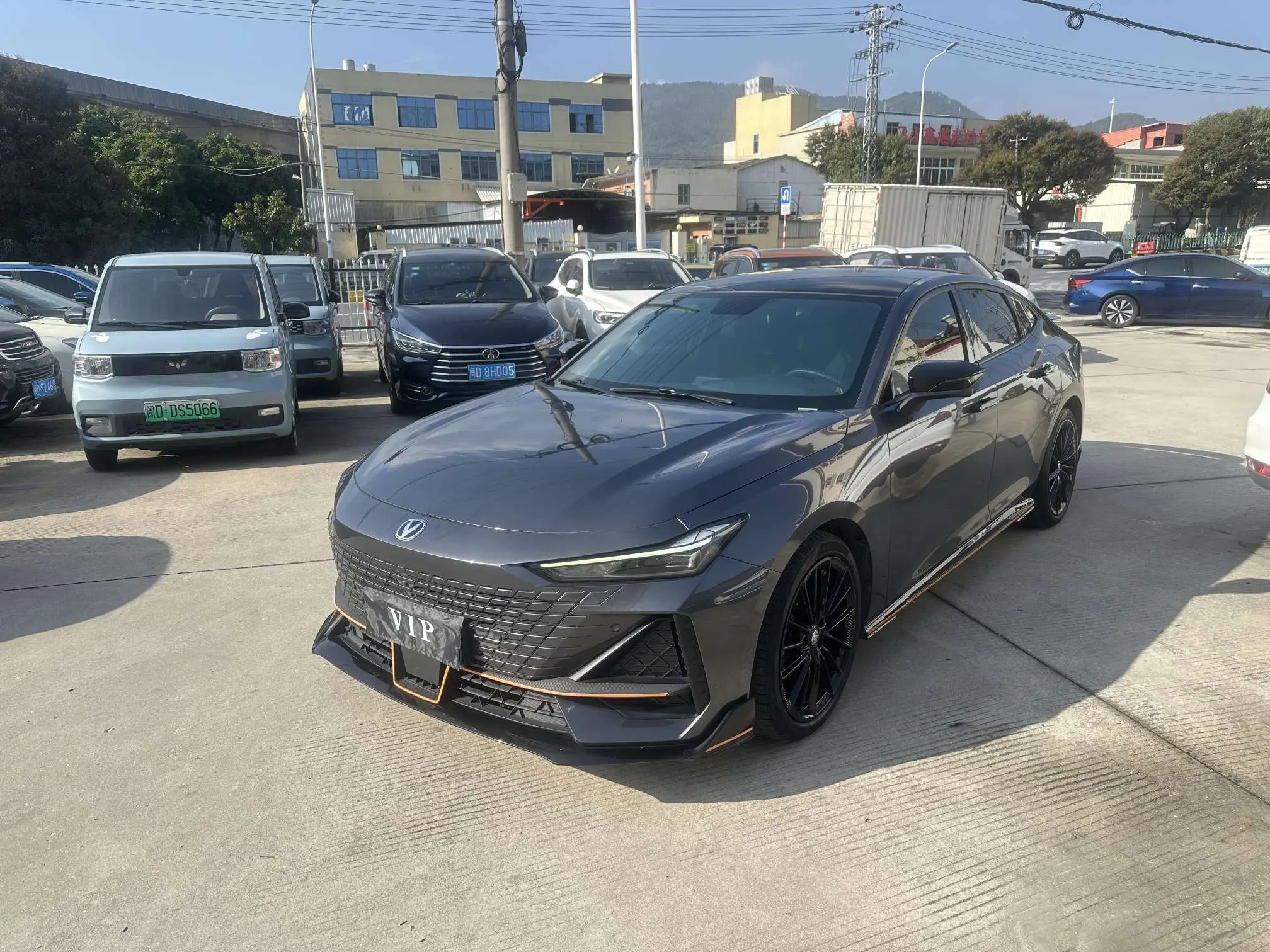 Changan UNI-V  из Китая