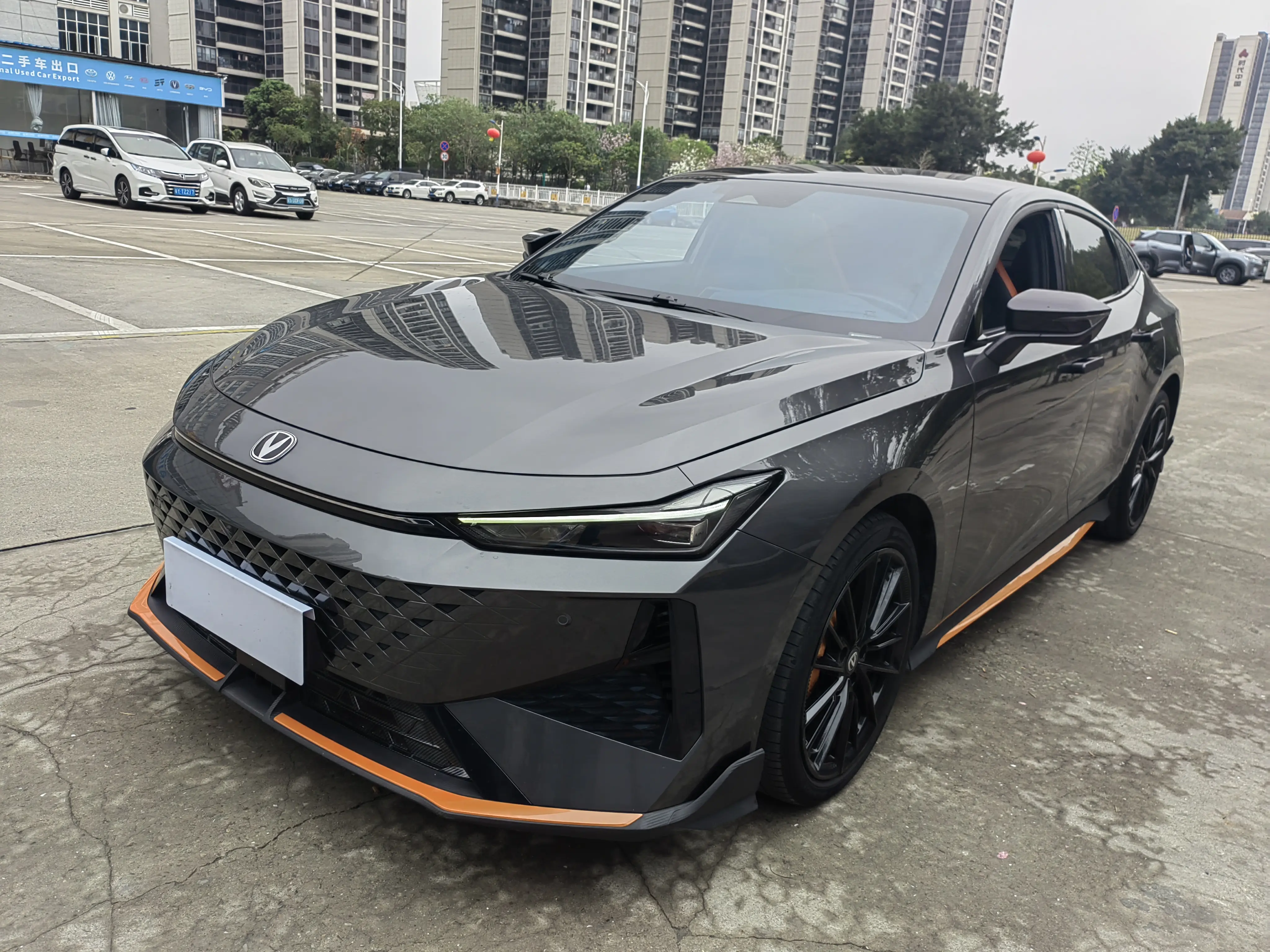 Changan UNI-V  из Китая