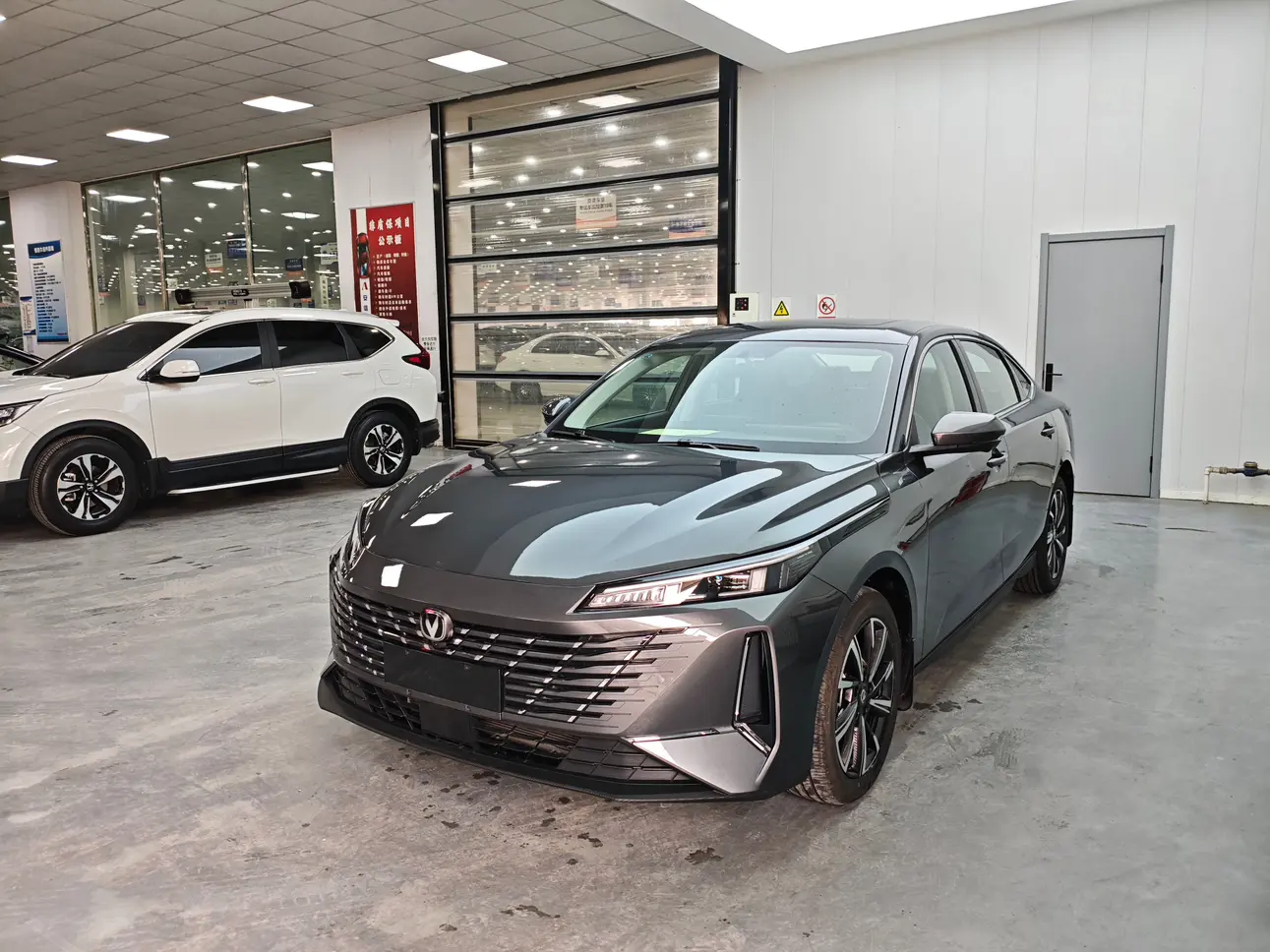 Changan Escape  из Китая