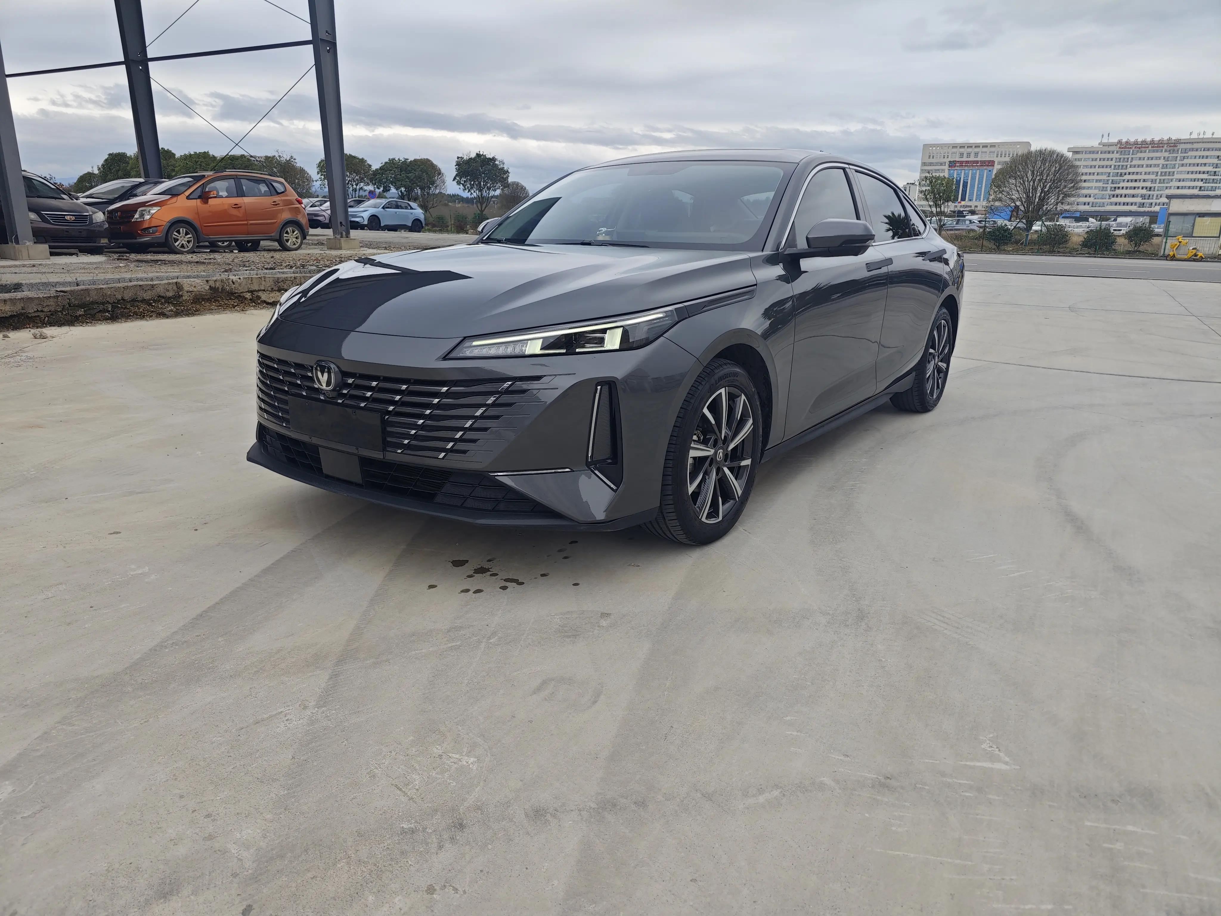 Changan Escape  из Китая