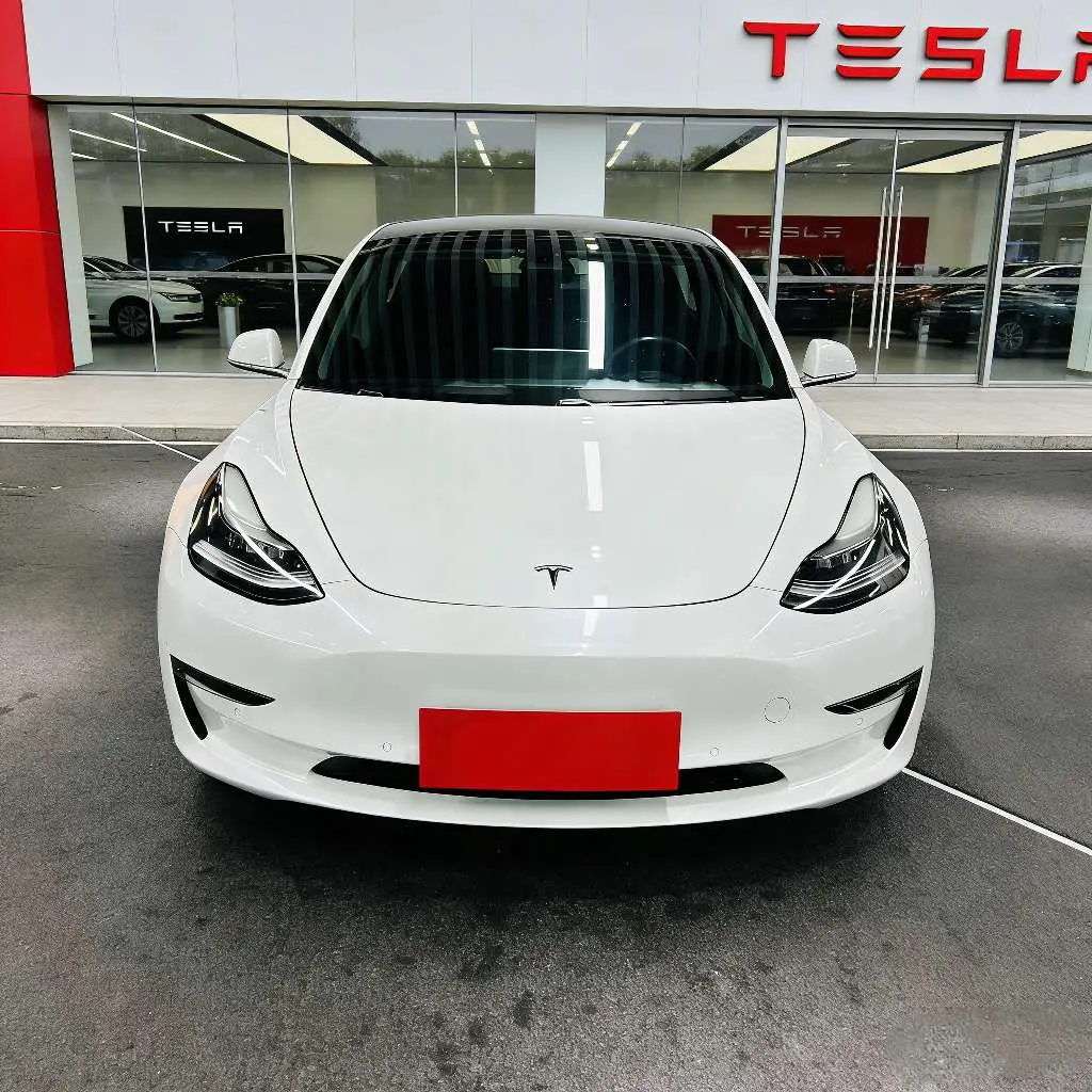 Tesla Model 3  из Китая