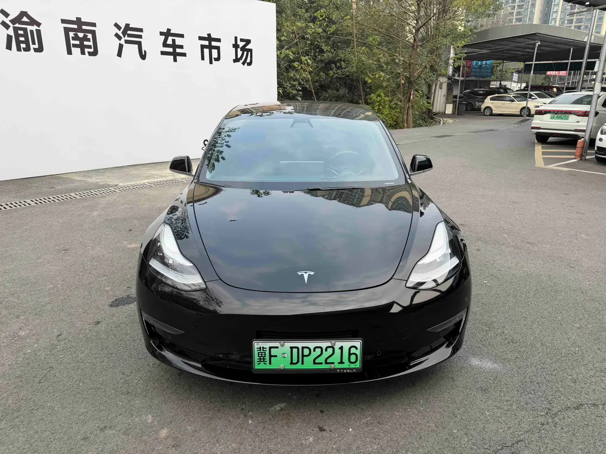 Tesla Model 3  из Китая