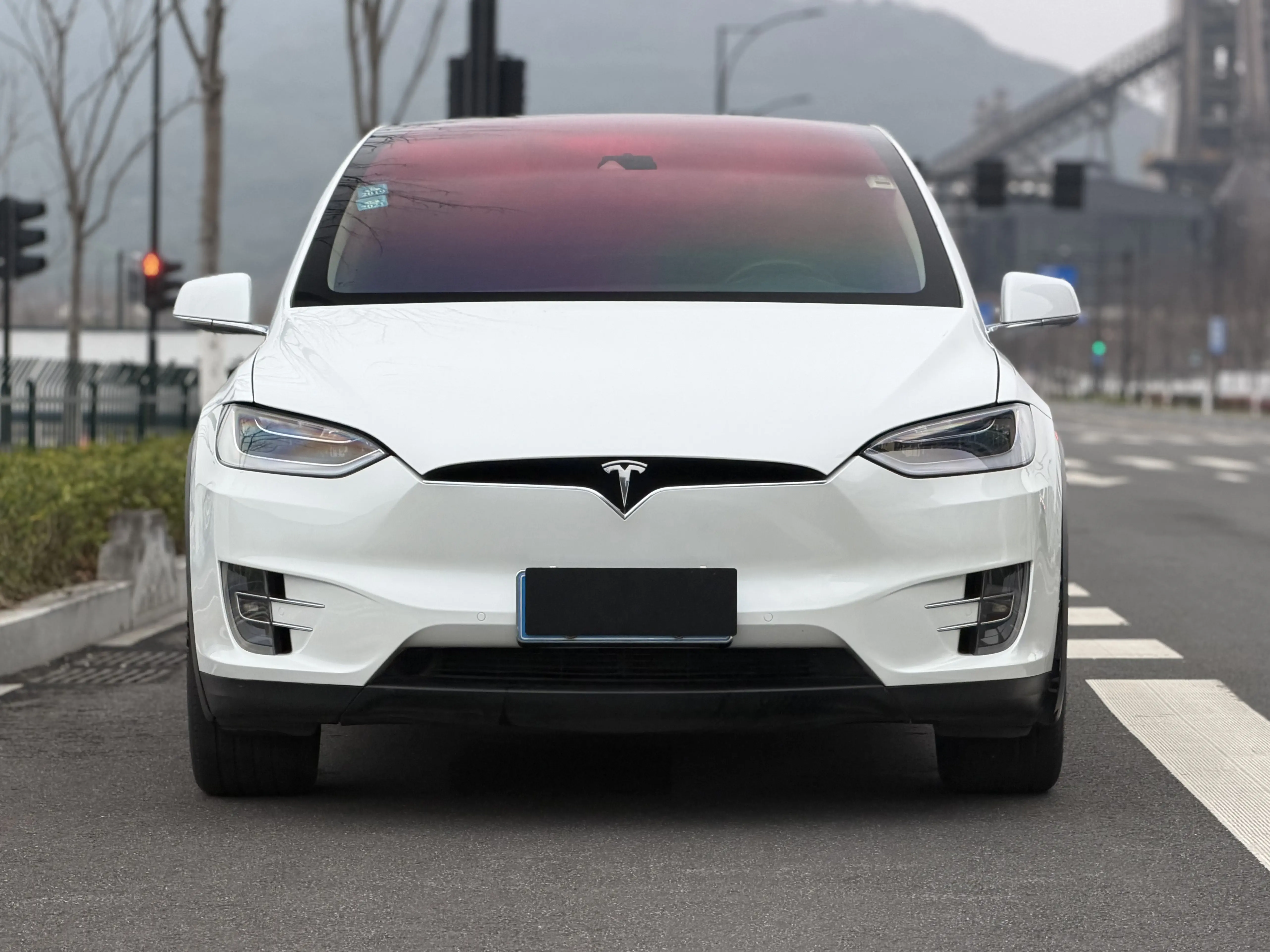 Tesla Model X  из Китая