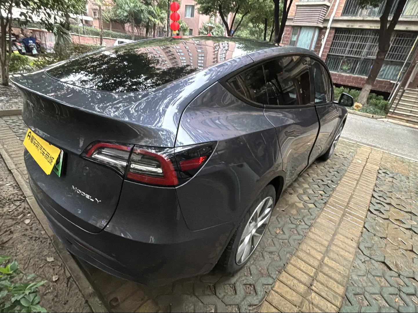 Tesla Model Y  из Китая