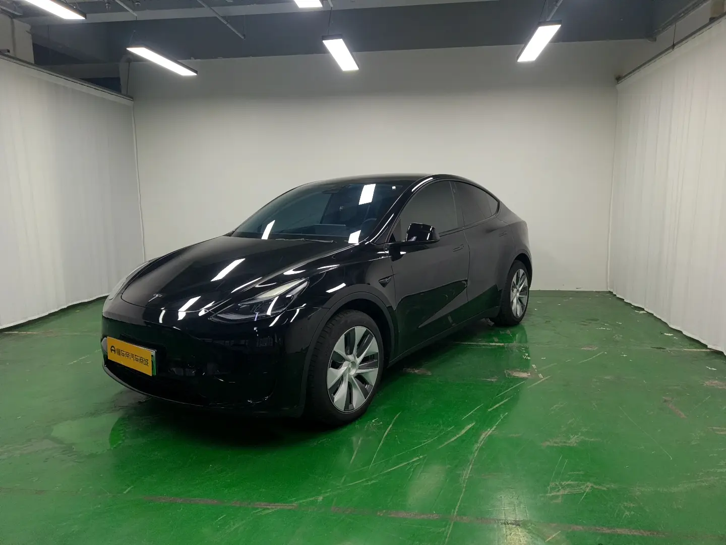 Tesla Model Y  из Китая