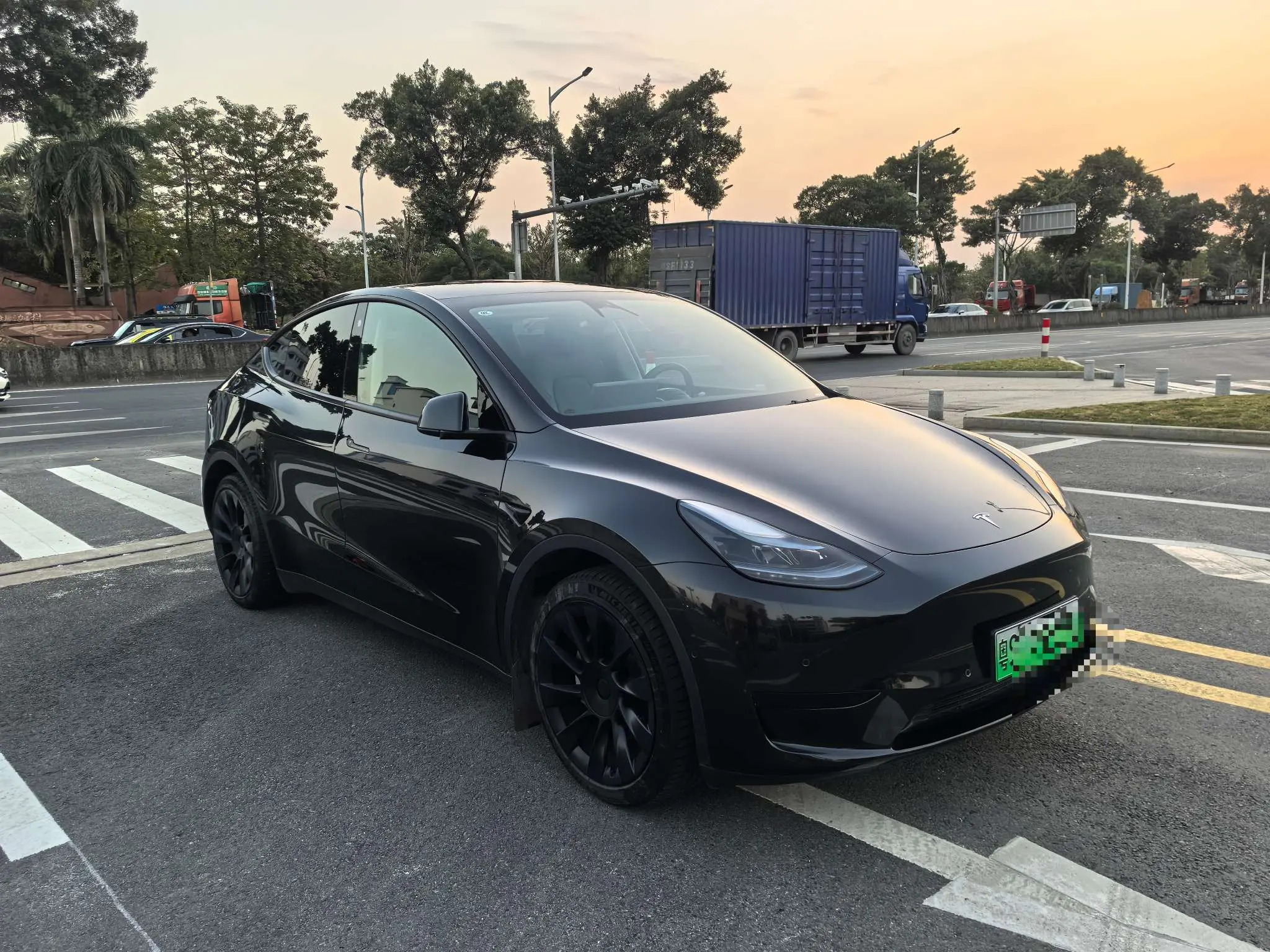 Tesla Model Y  из Китая