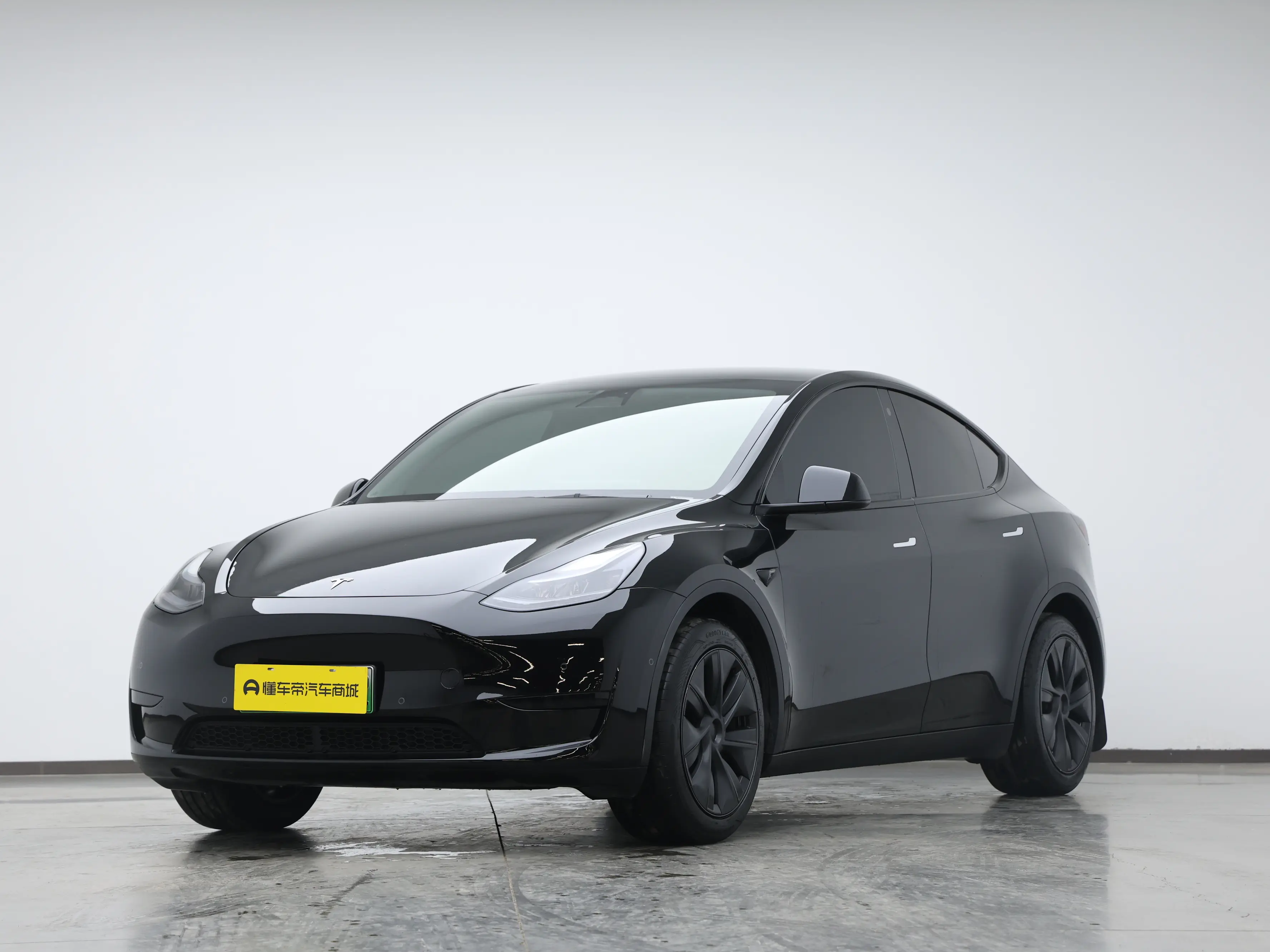 Tesla Model Y  из Китая