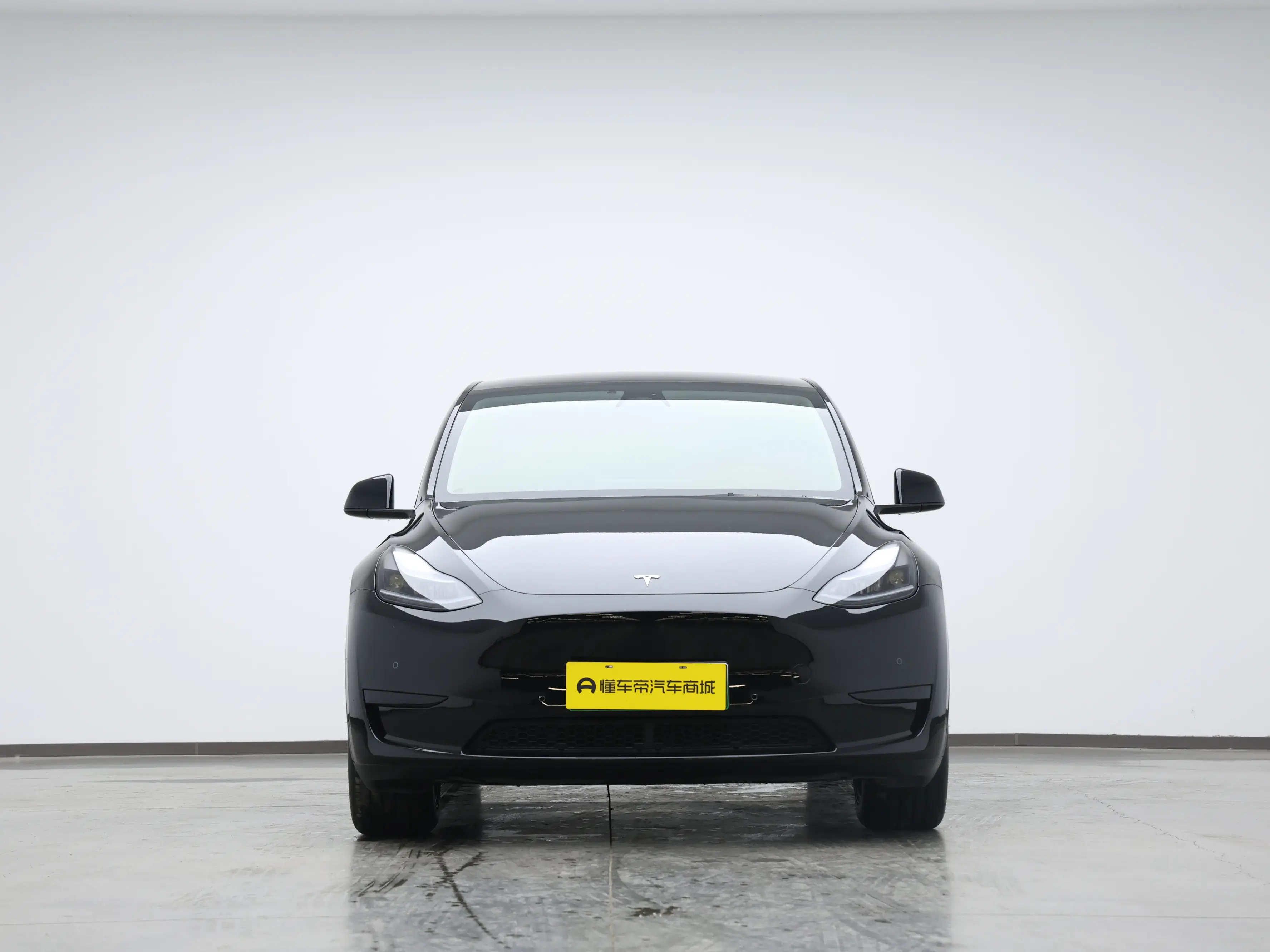 Tesla Model Y  из Китая