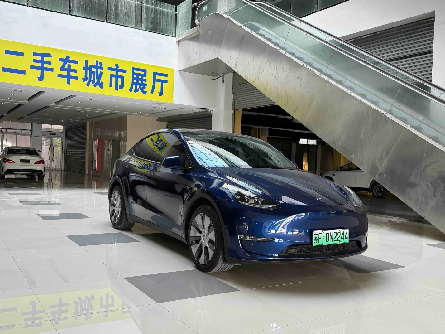 Tesla Model Y  из Китая