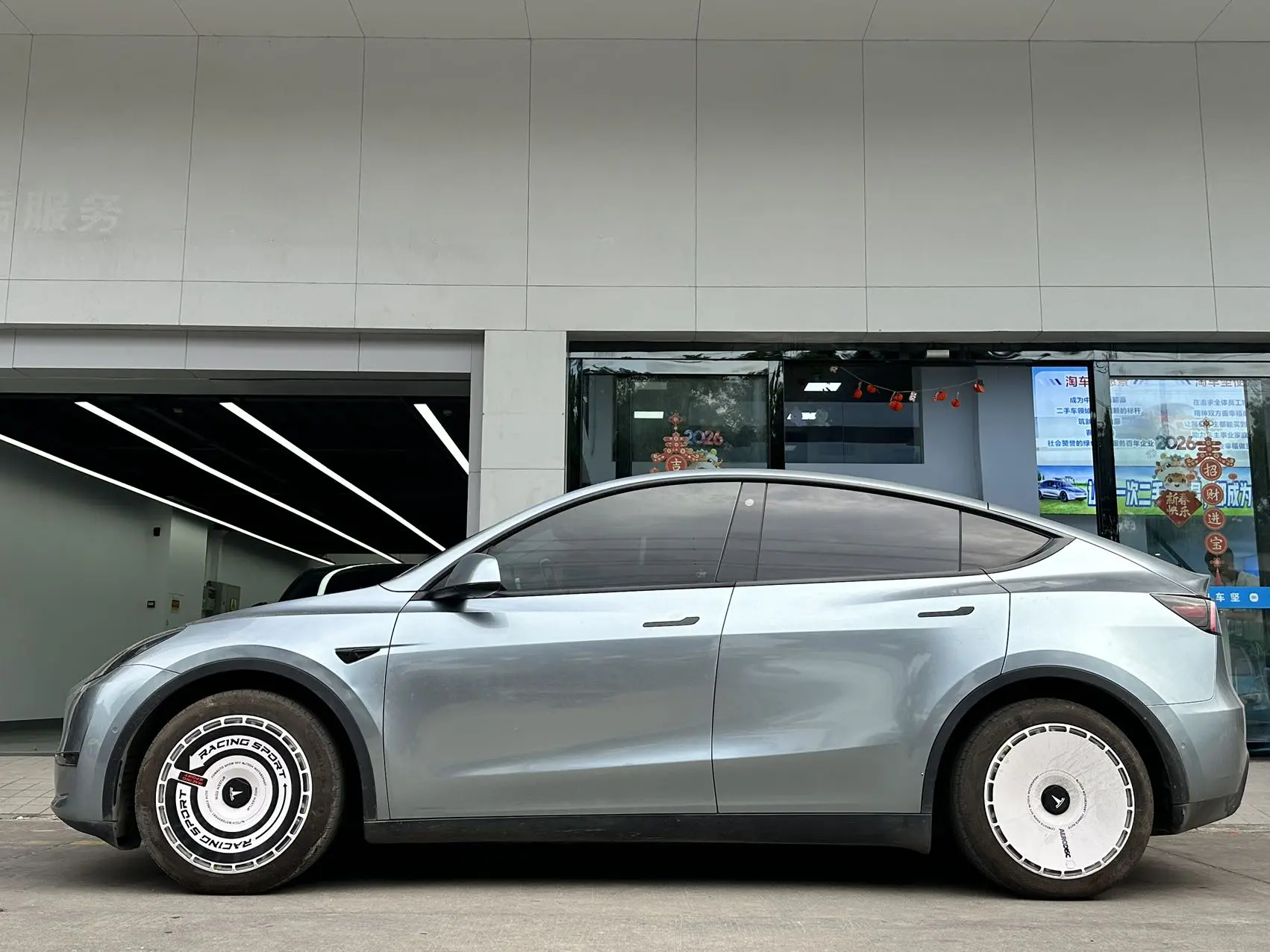 Tesla Model Y  из Китая