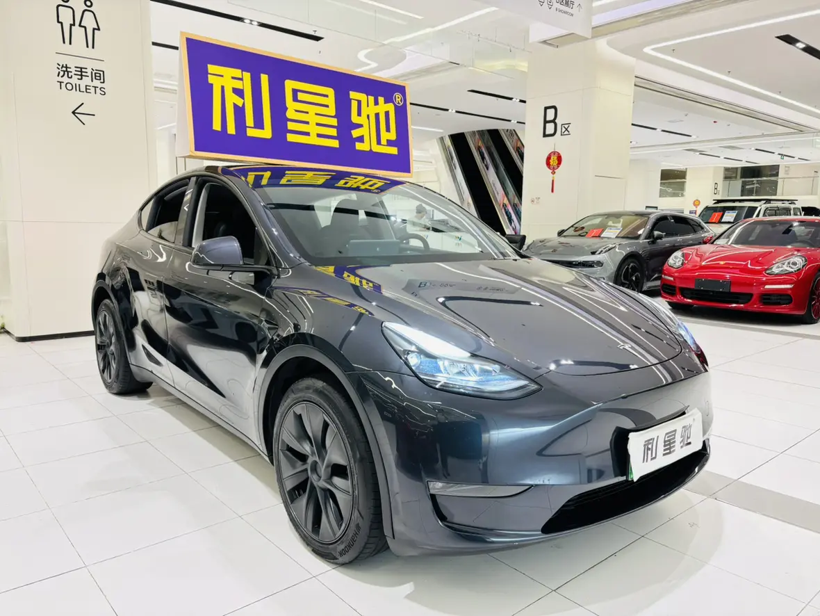 Tesla Model Y  из Китая