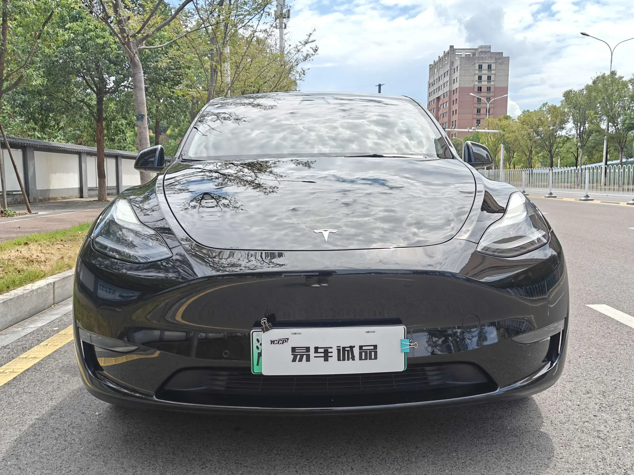 Tesla Model Y  из Китая